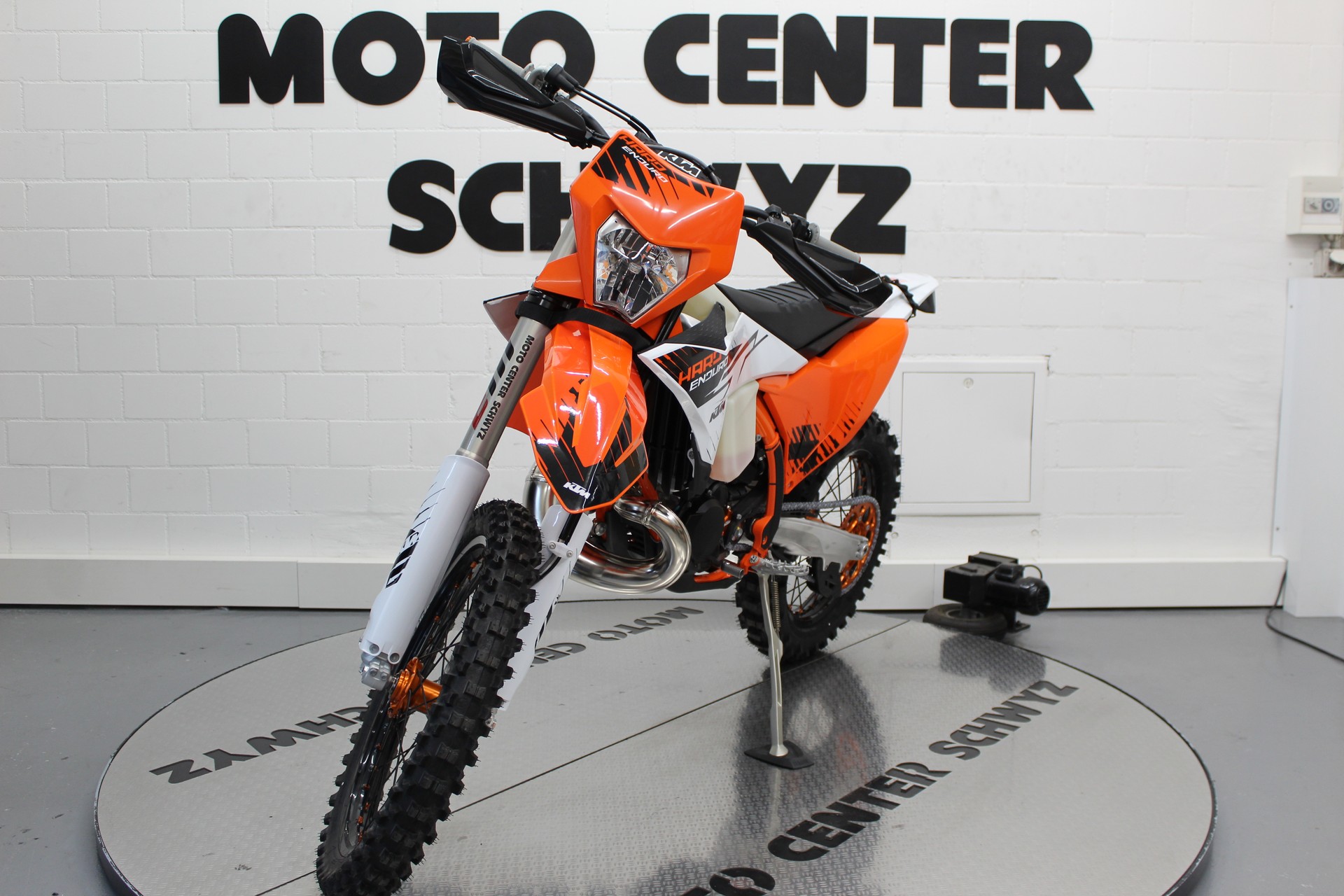 KTM 300 EXC Hardenduro-showroom-element-3