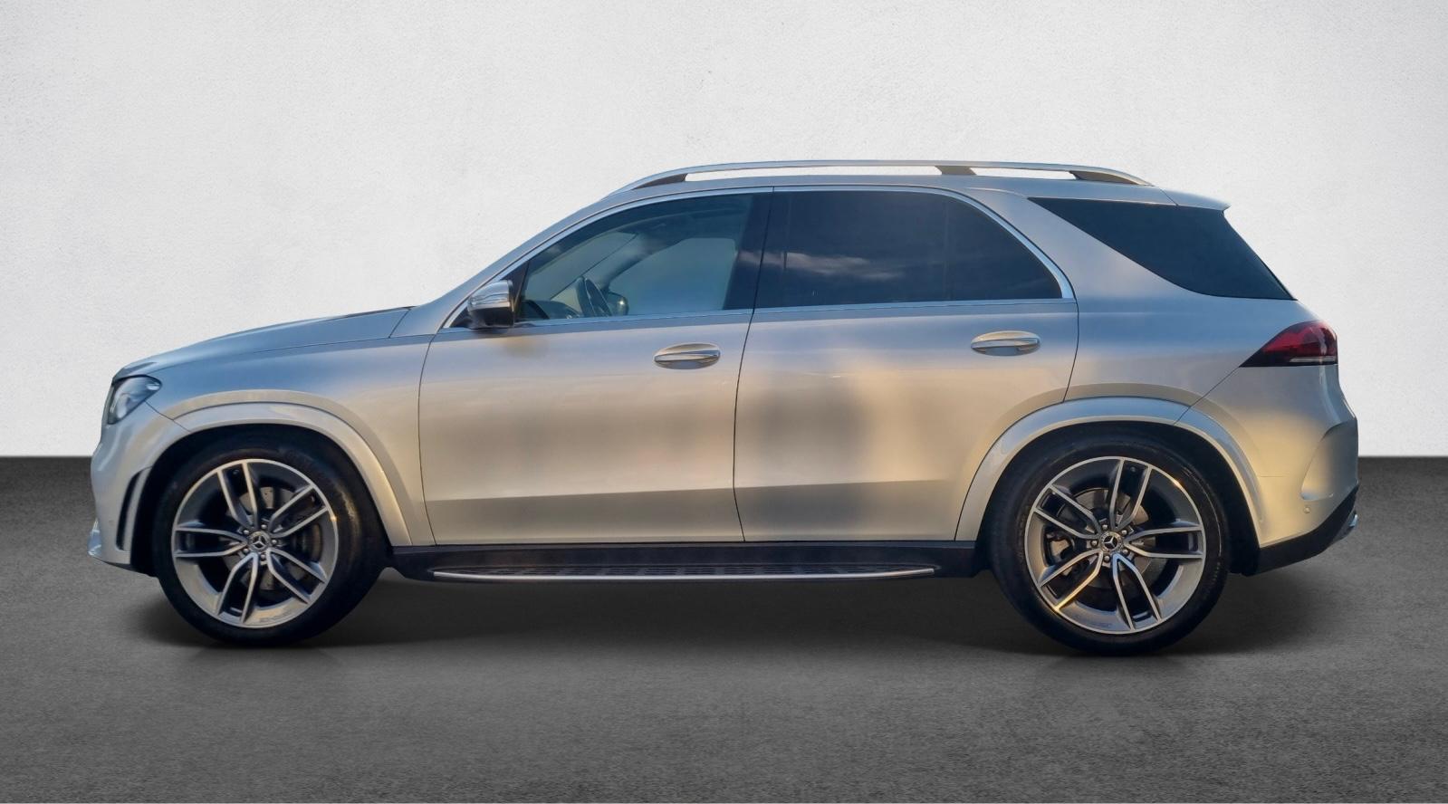 MERCEDES-BENZ GLE 300 d 4Matic AMG Line 9G-Tronic-showroom-element-2