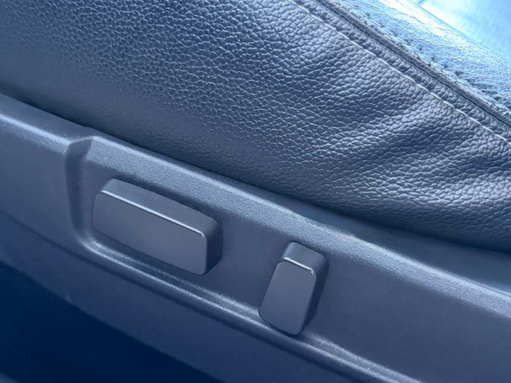 MITSUBISHI Outlander 2.0 PHEV Intense-image-5