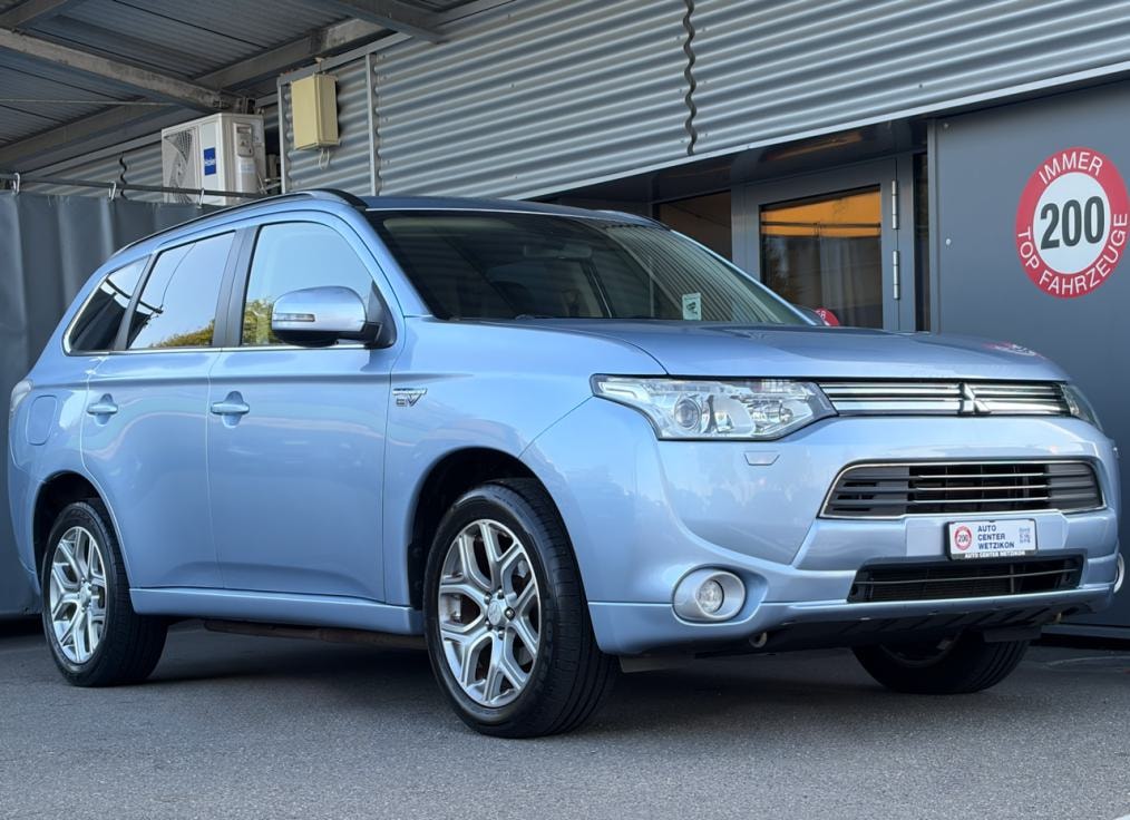 MITSUBISHI Outlander 2.0 PHEV Intense-showroom-element-1