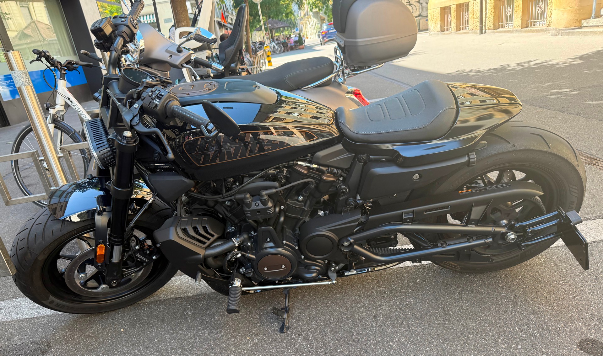 HARLEY-DAVIDSON RH 1250 Sportster S-image-1