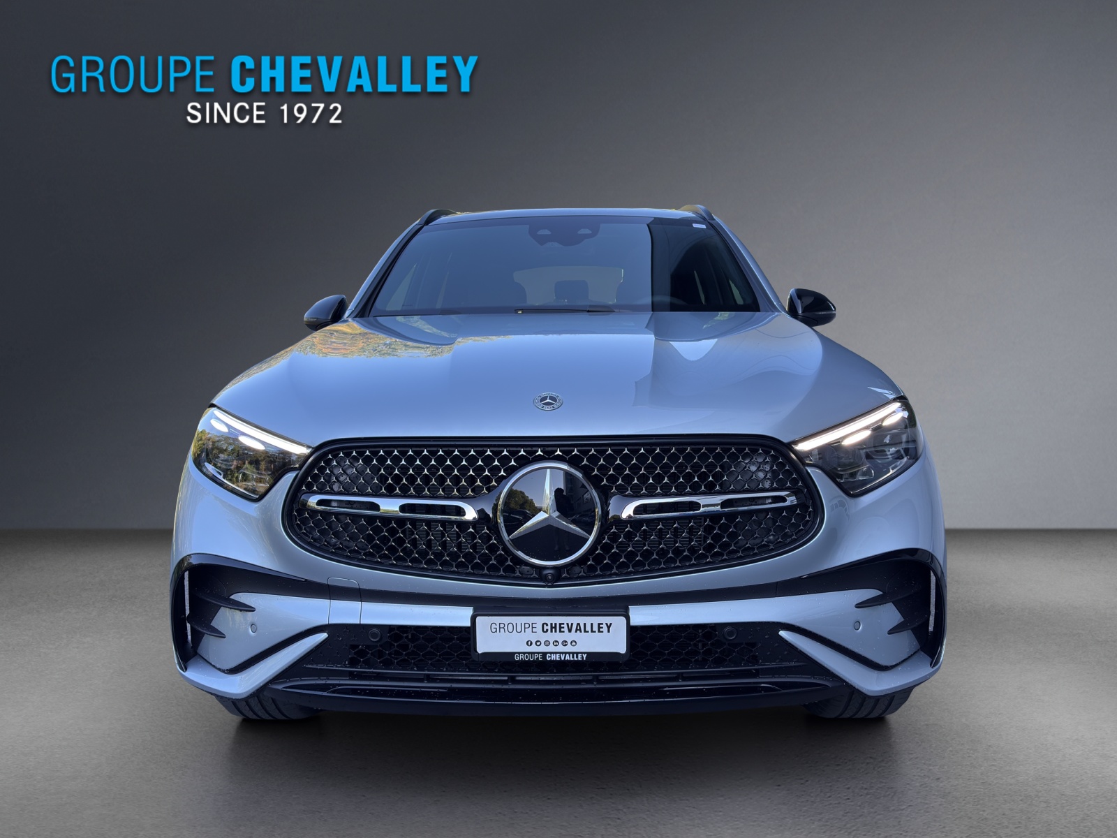 MERCEDES-BENZ GLC 300 e 4Matic EQ Star 9G-Tronic-showroom-element-1