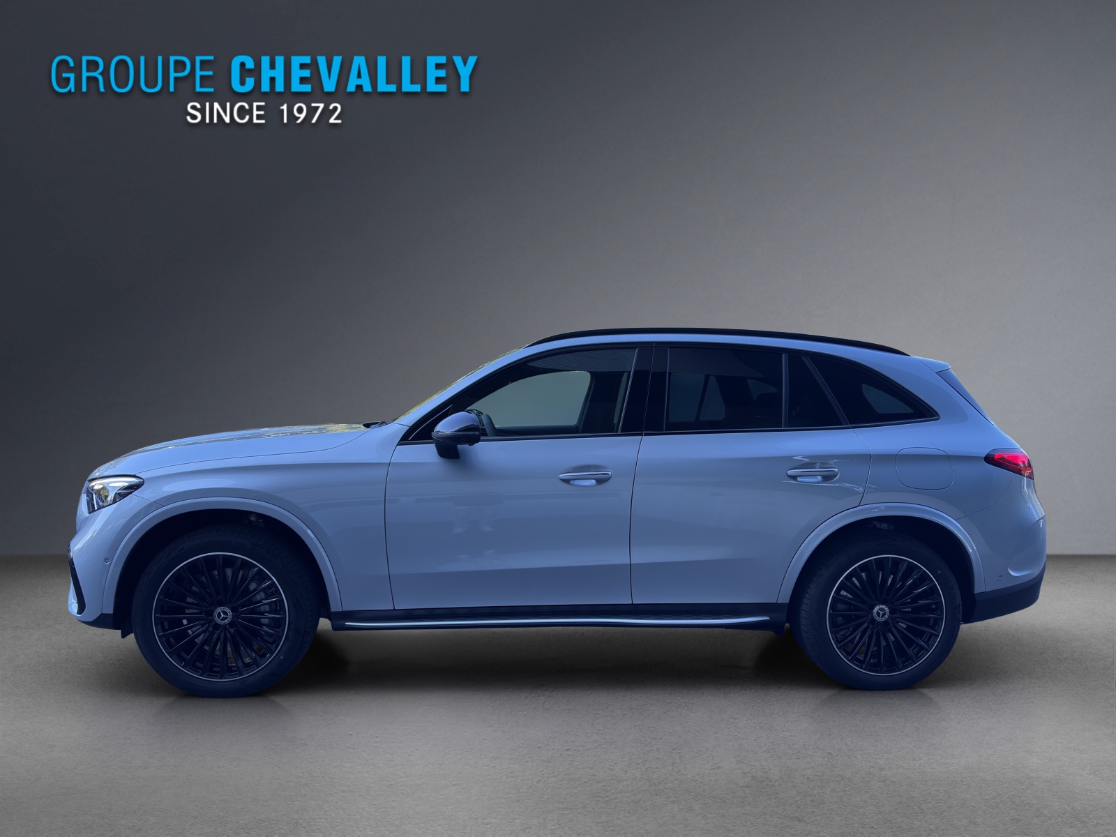 MERCEDES-BENZ GLC 300 e 4Matic EQ Star 9G-Tronic-showroom-element-2