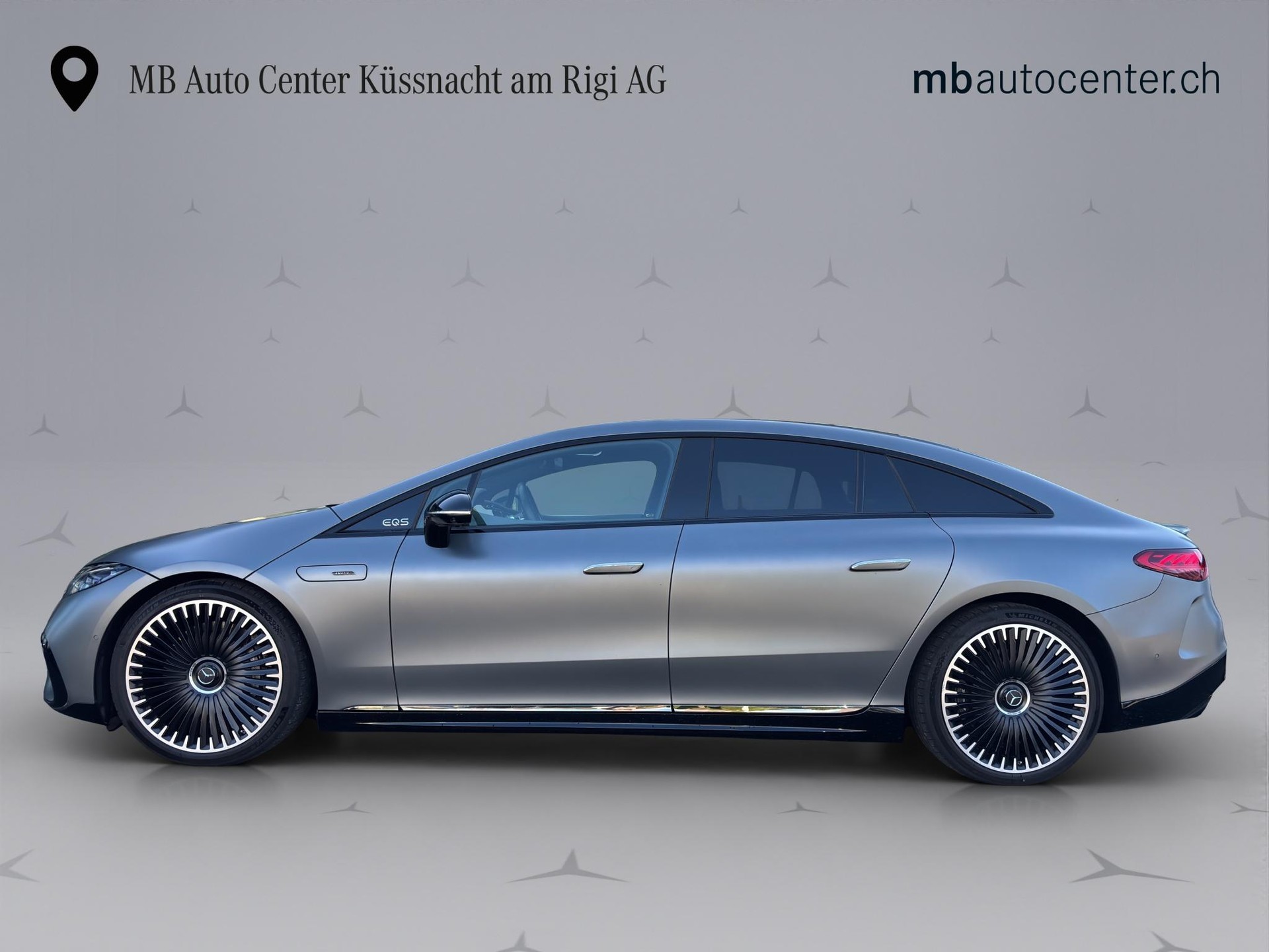 MERCEDES-BENZ EQS 53 4matic+-showroom-element-2