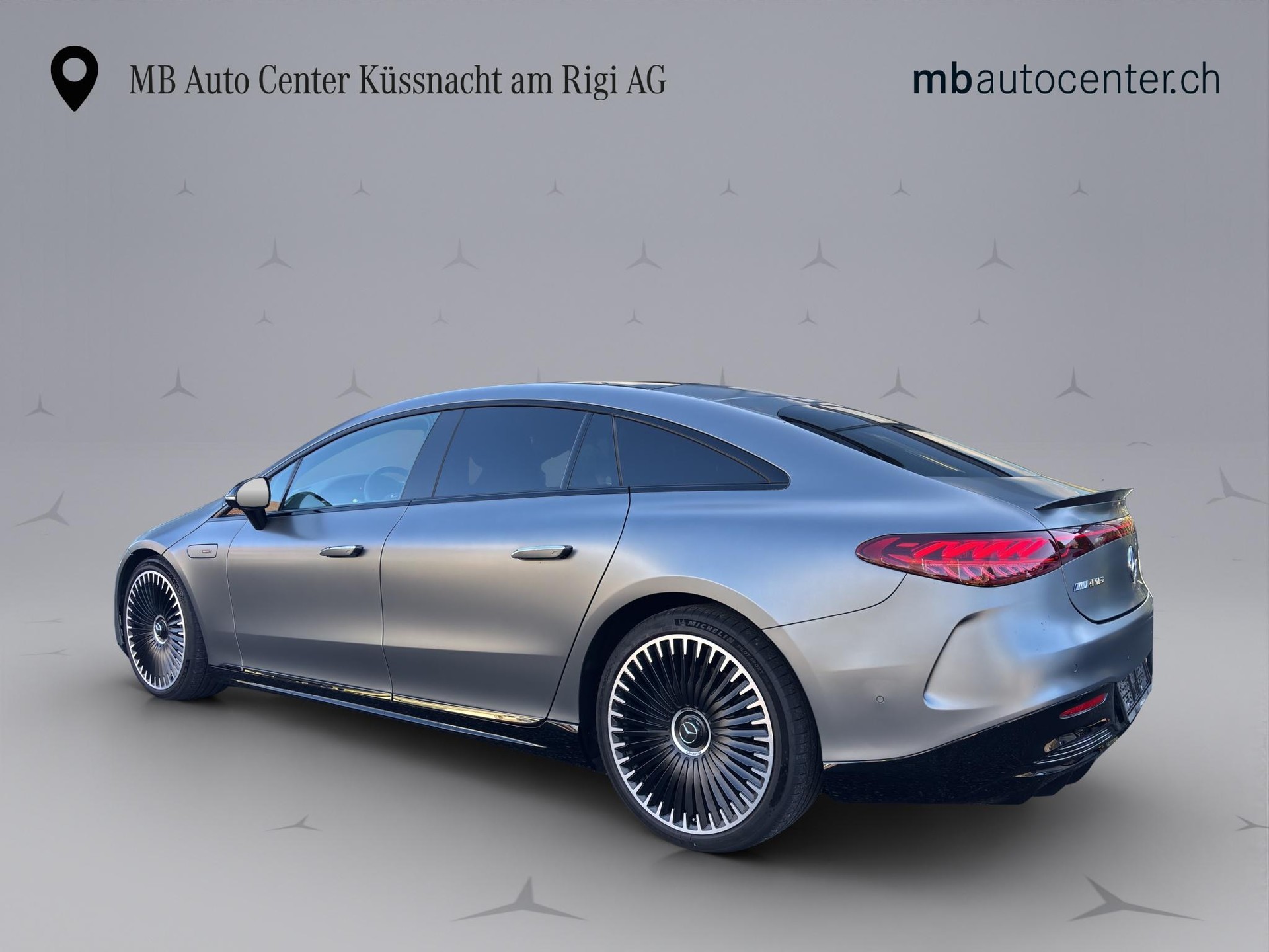 MERCEDES-BENZ EQS 53 4matic+-showroom-element-3