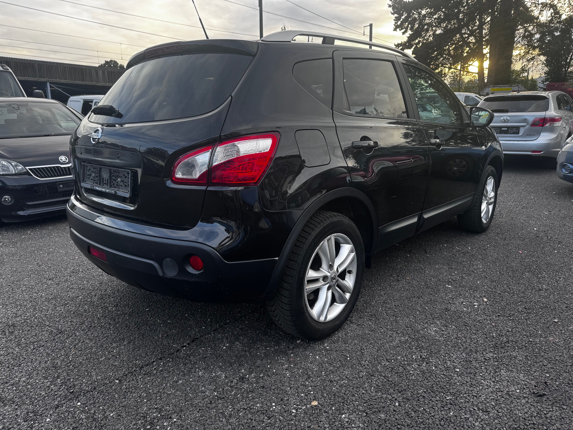 NISSAN Qashqai 2.0 acenta-image-1
