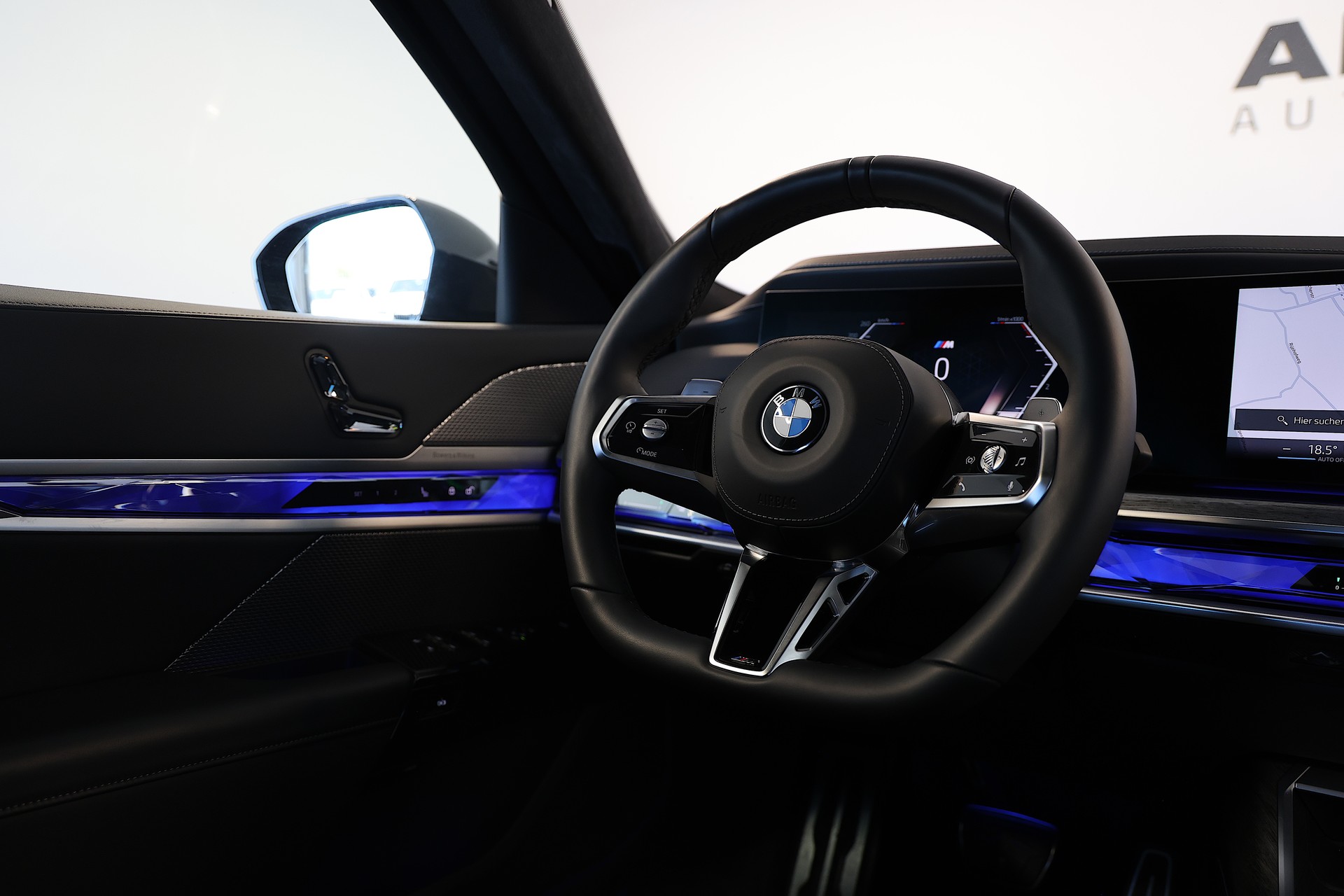 BMW 740d xDrive M-Sport Pro *CH-Fahrzeug* *ÜBER CHF 200'000..- Neupreis*-image-14