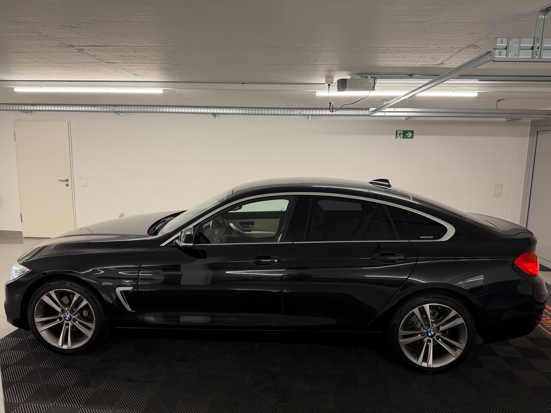 BMW Gran Coupé-image-6