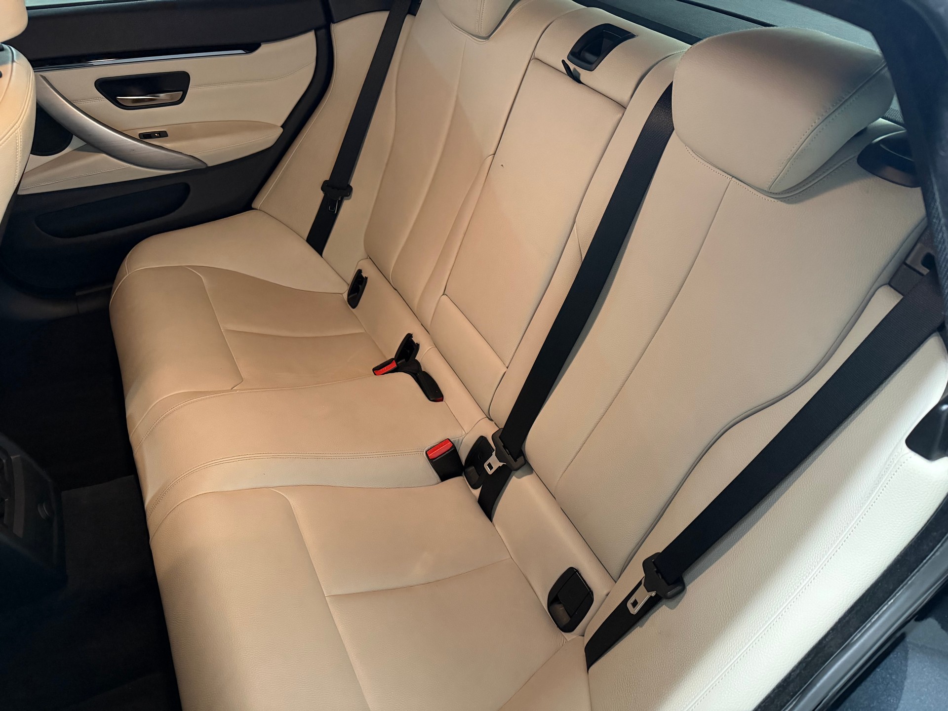 BMW Gran Coupé-image-18