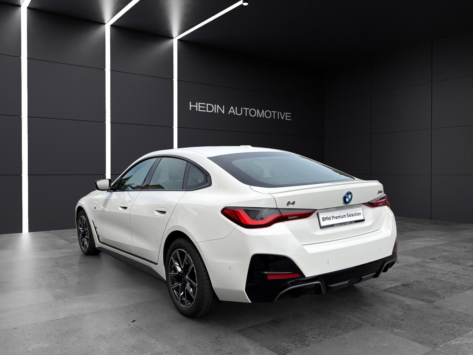BMW i4 G26 Limousine M50-showroom-element-2