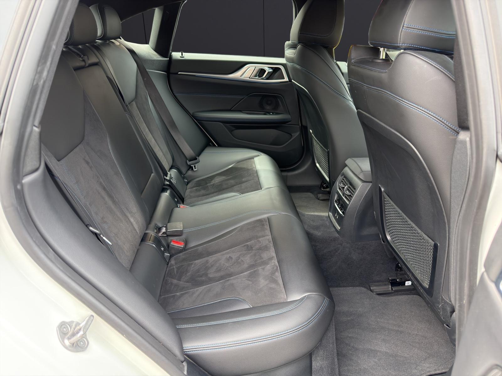 BMW i4 G26 Limousine M50-image-13