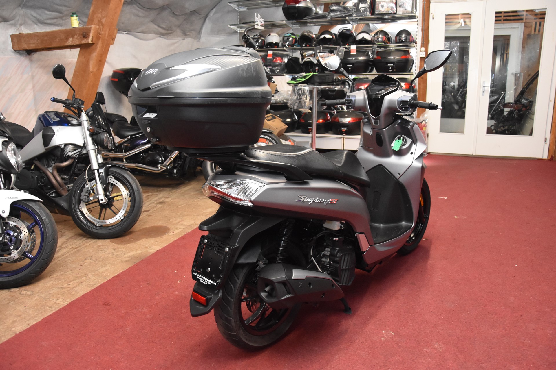 SYM ST 125 ABS-image-4
