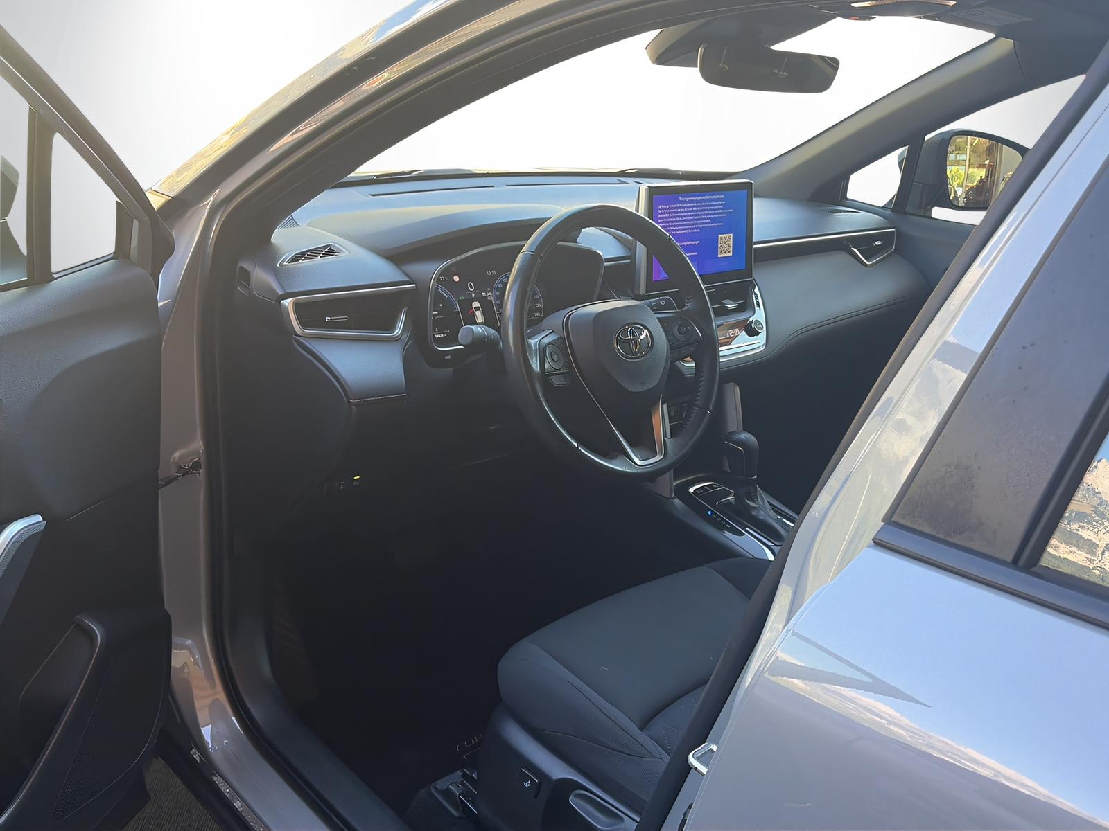 TOYOTA Corolla Cross 2.0 HSD Comfort AWD-i-image-6