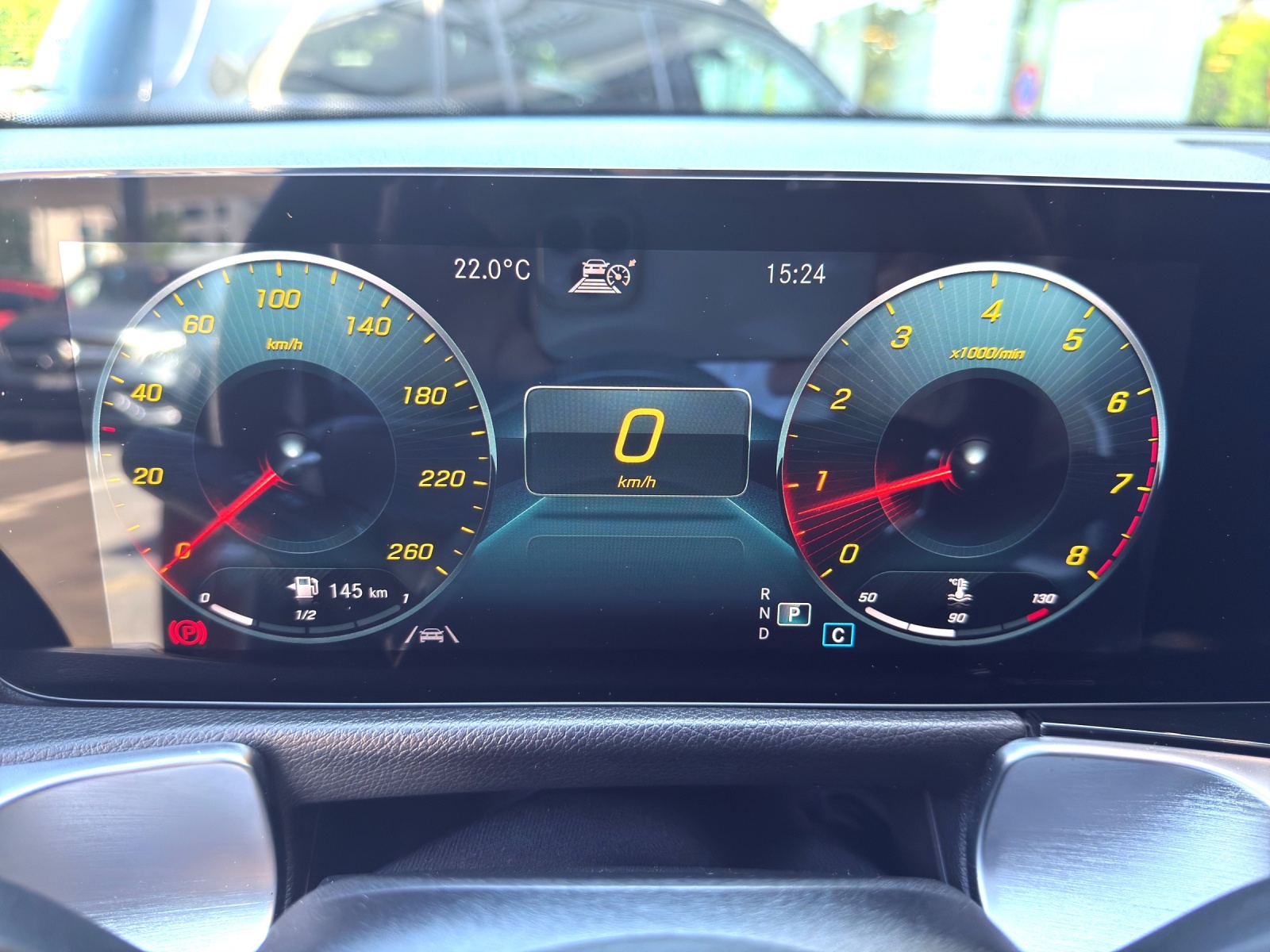 MERCEDES-BENZ GLB 250 AMG Line 4 MATIC 8G-Tronic-image-16