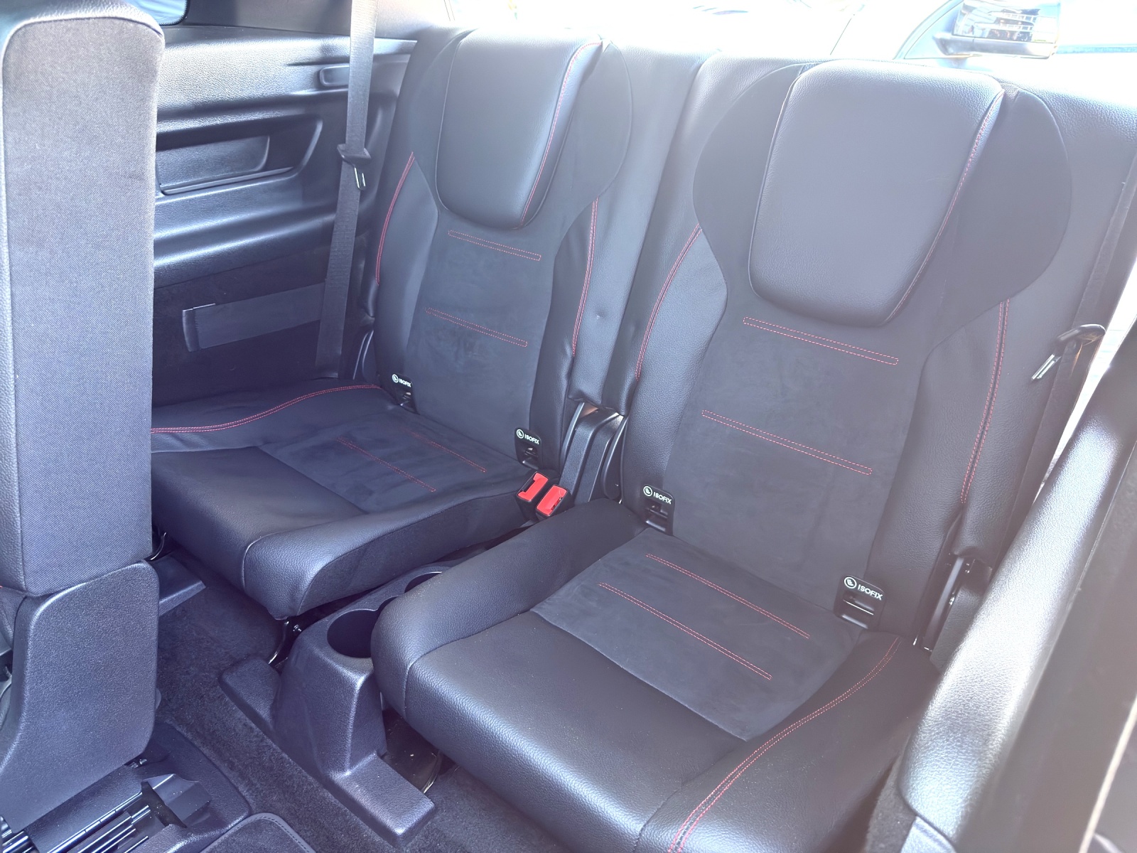MERCEDES-BENZ GLB 250 AMG Line 4 MATIC 8G-Tronic-image-17