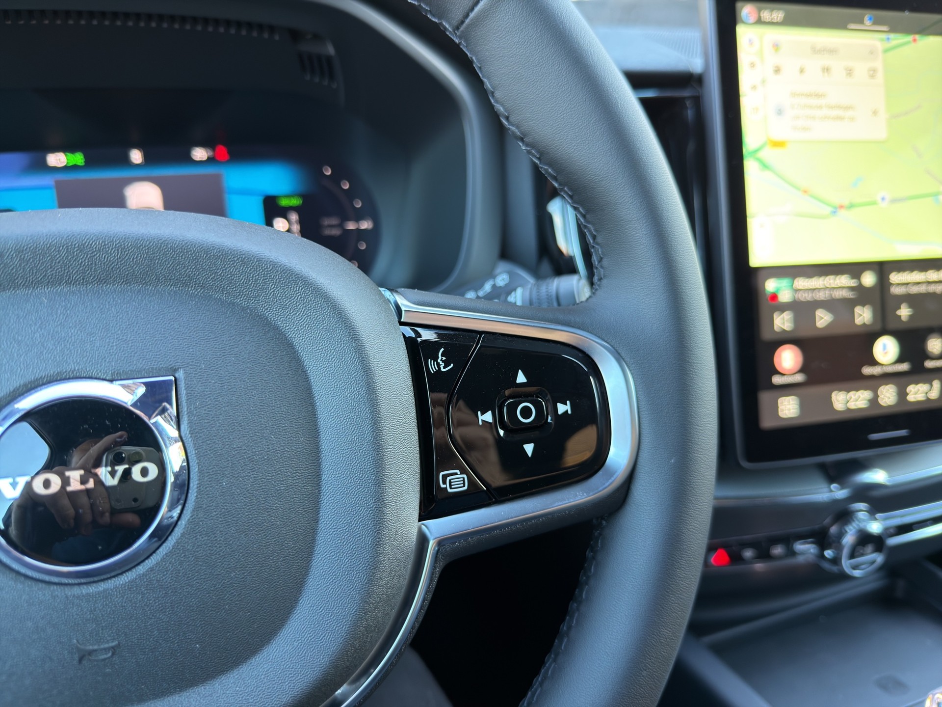 VOLVO XC60 2.0 T8 TE Black Edition eAWD-image-43