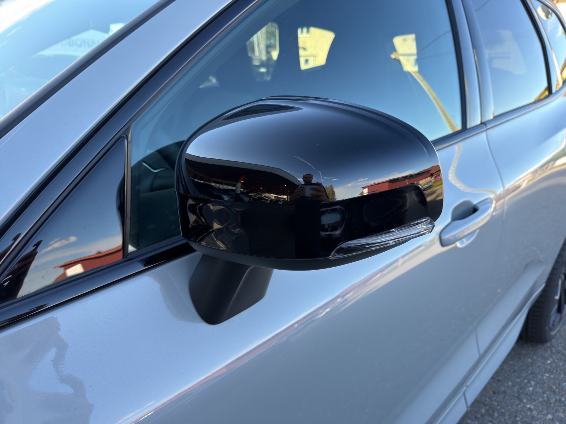 VOLVO XC60 2.0 T8 TE Black Edition eAWD-image-29