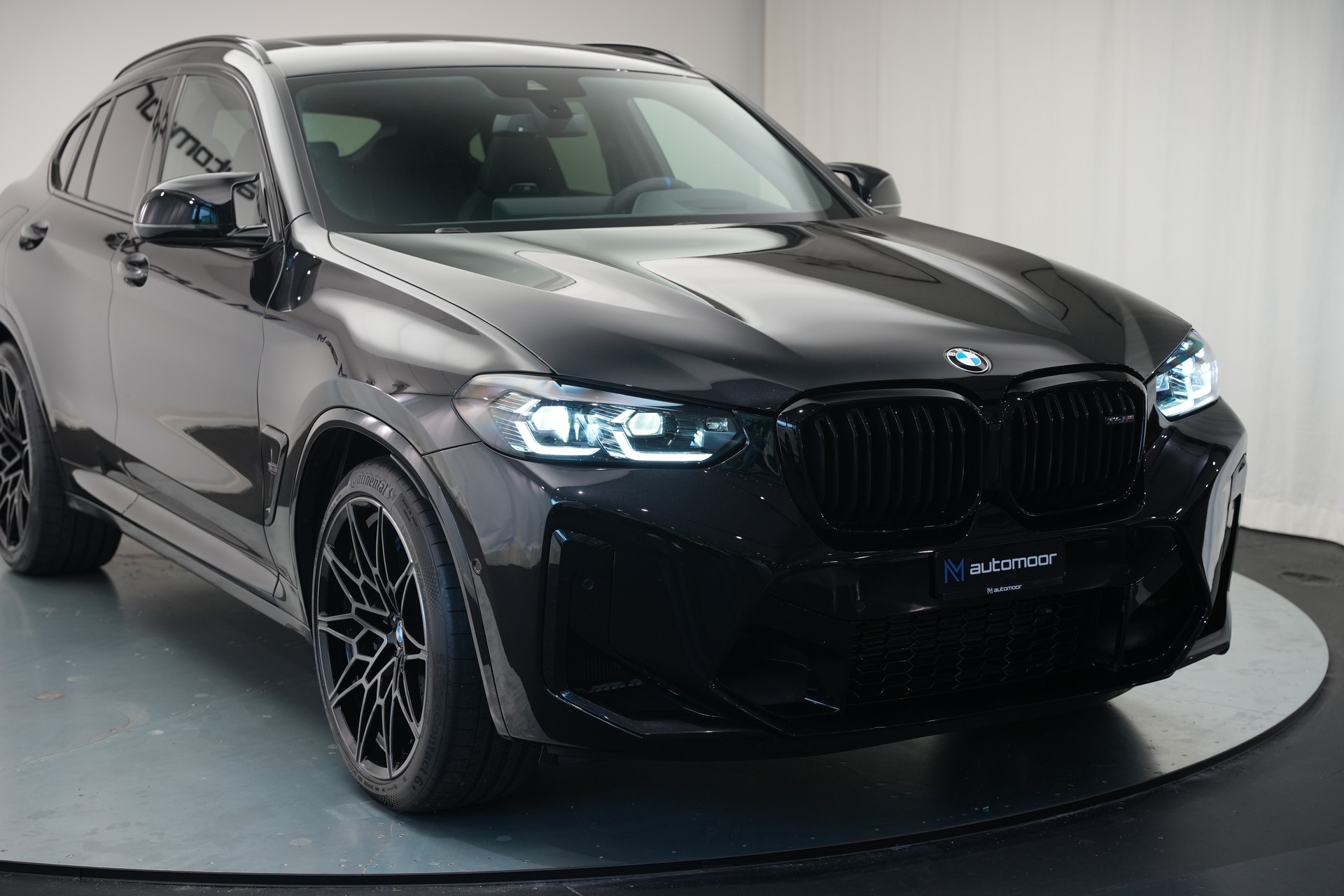 BMW X4M xDrive M Competition Steptronic *CH-Fahrzeug*-image-44