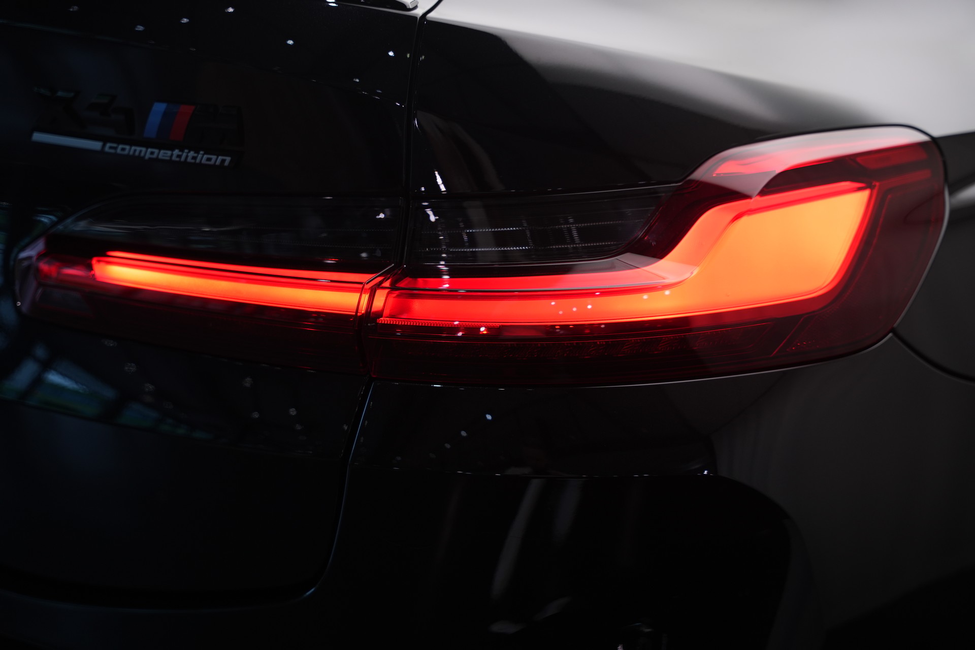 BMW X4M xDrive M Competition Steptronic *CH-Fahrzeug*-image-52