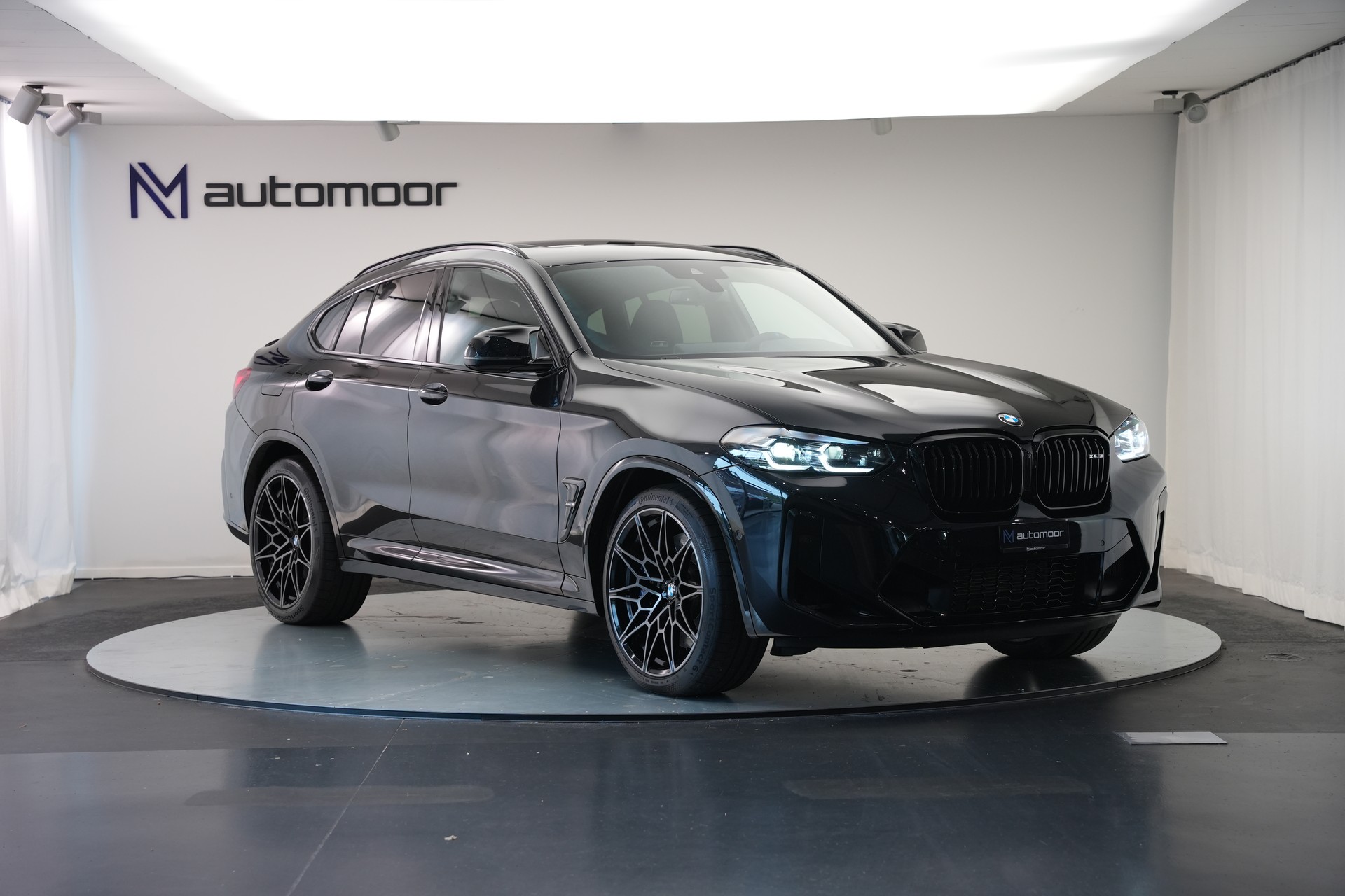 BMW X4M xDrive M Competition Steptronic *CH-Fahrzeug*-showroom-element-2