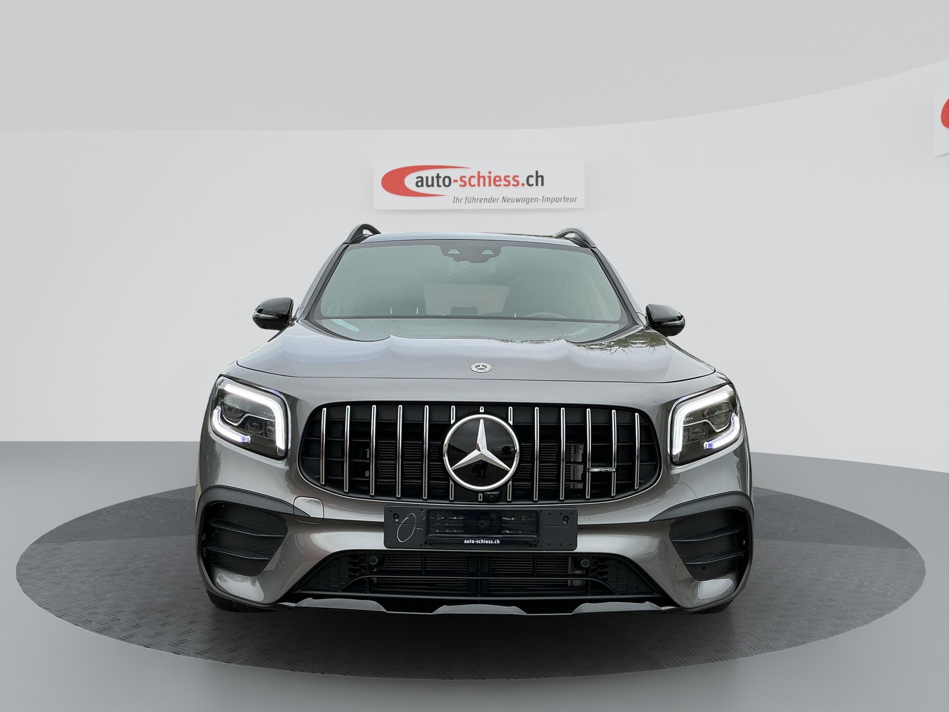 MERCEDES-BENZ GLB 35 AMG Night-showroom-element-1