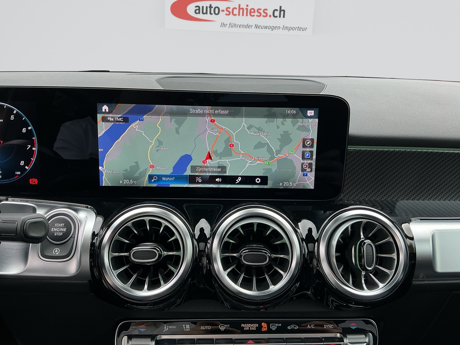 MERCEDES-BENZ GLB 35 AMG Night-image-9