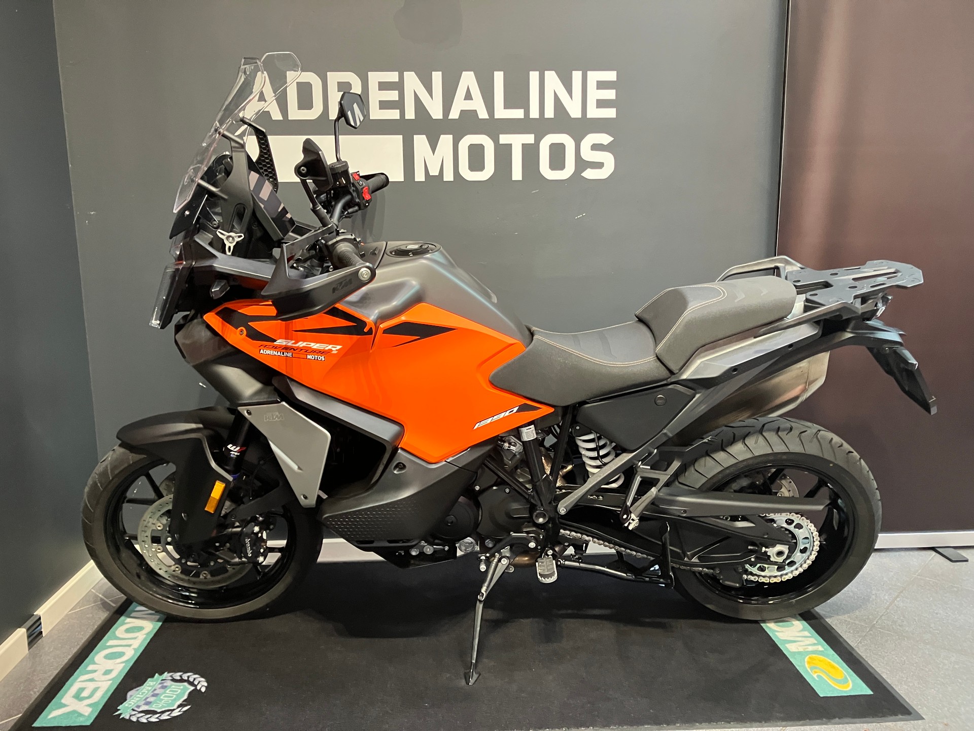 KTM 1390 Super Adventure S EVO-image-3