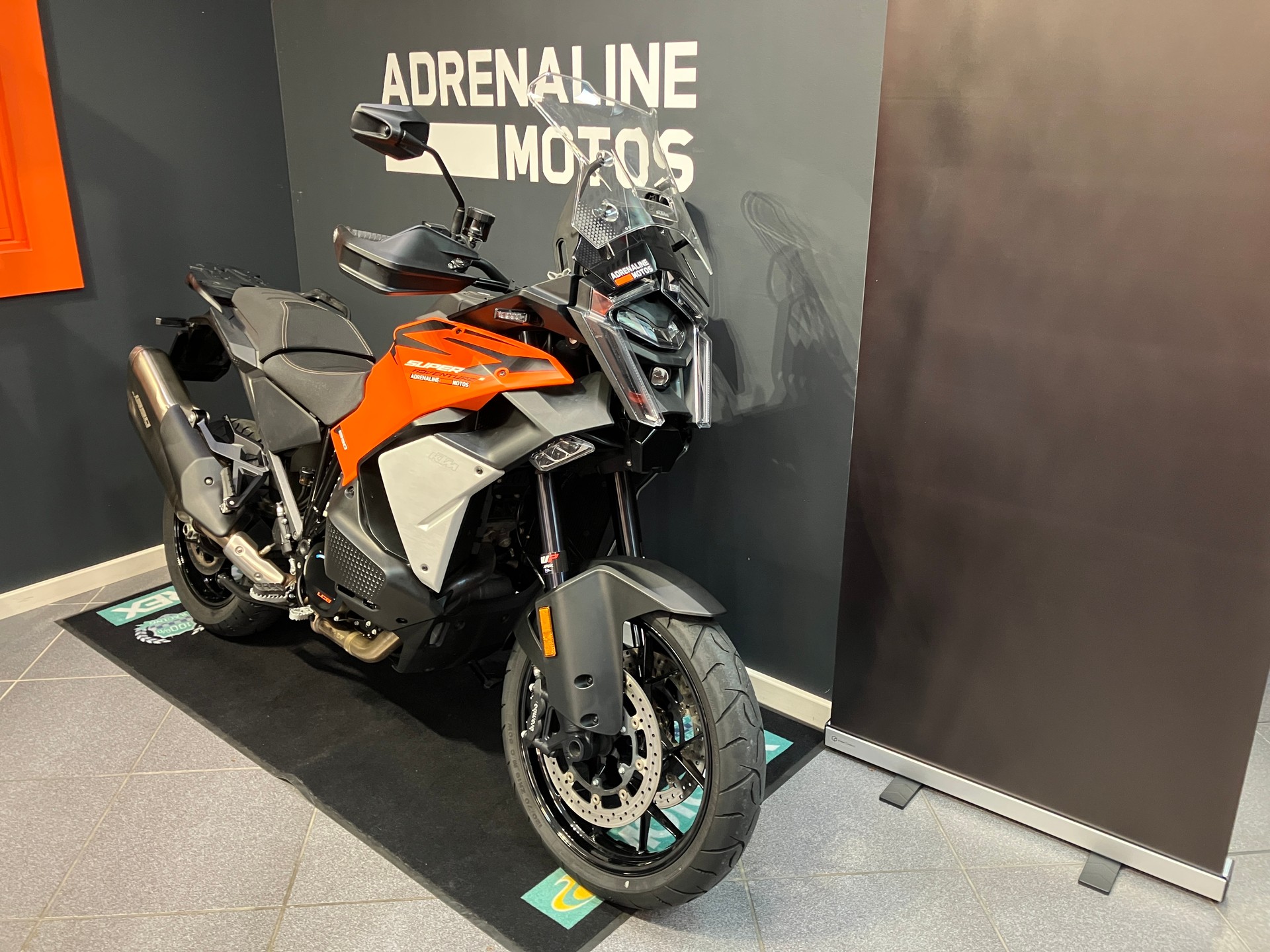 KTM 1390 Super Adventure S EVO-image-2