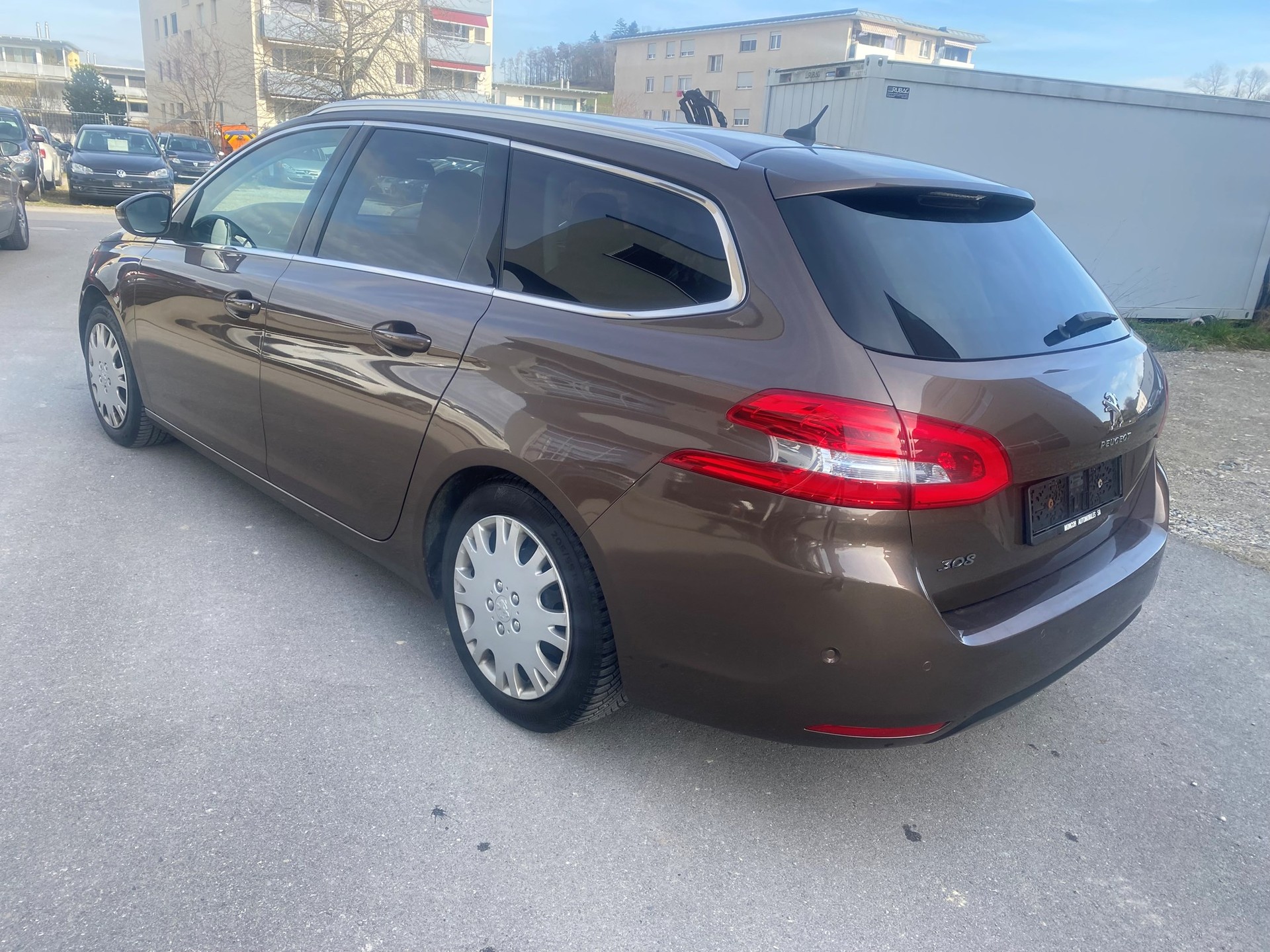 PEUGEOT 308 SW 1.2 THP Allure Automatic-image-10