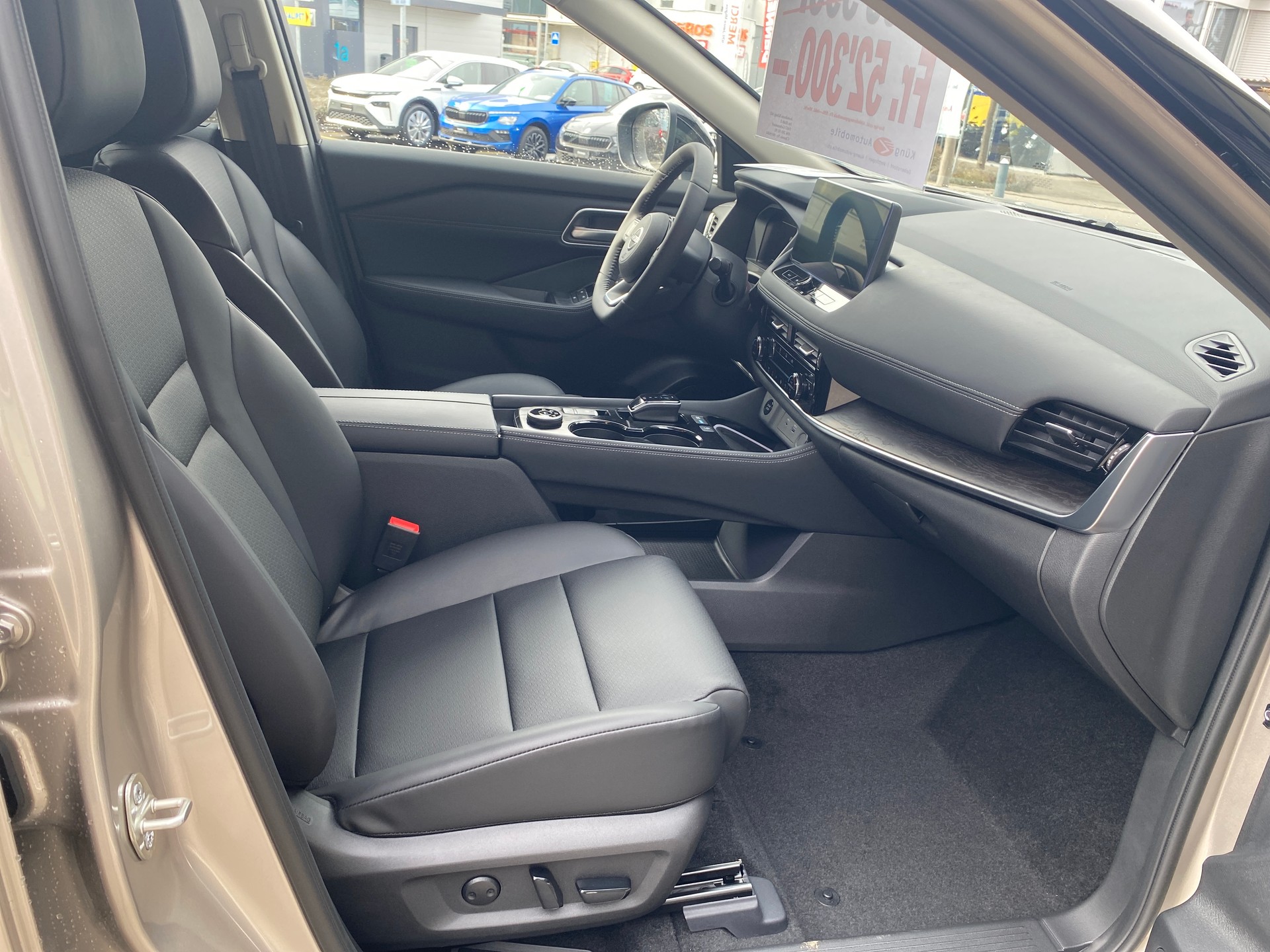 NISSAN X-Trail 1.5 VC-T e-Power 4WD 7 Sitze Tekna-image-14