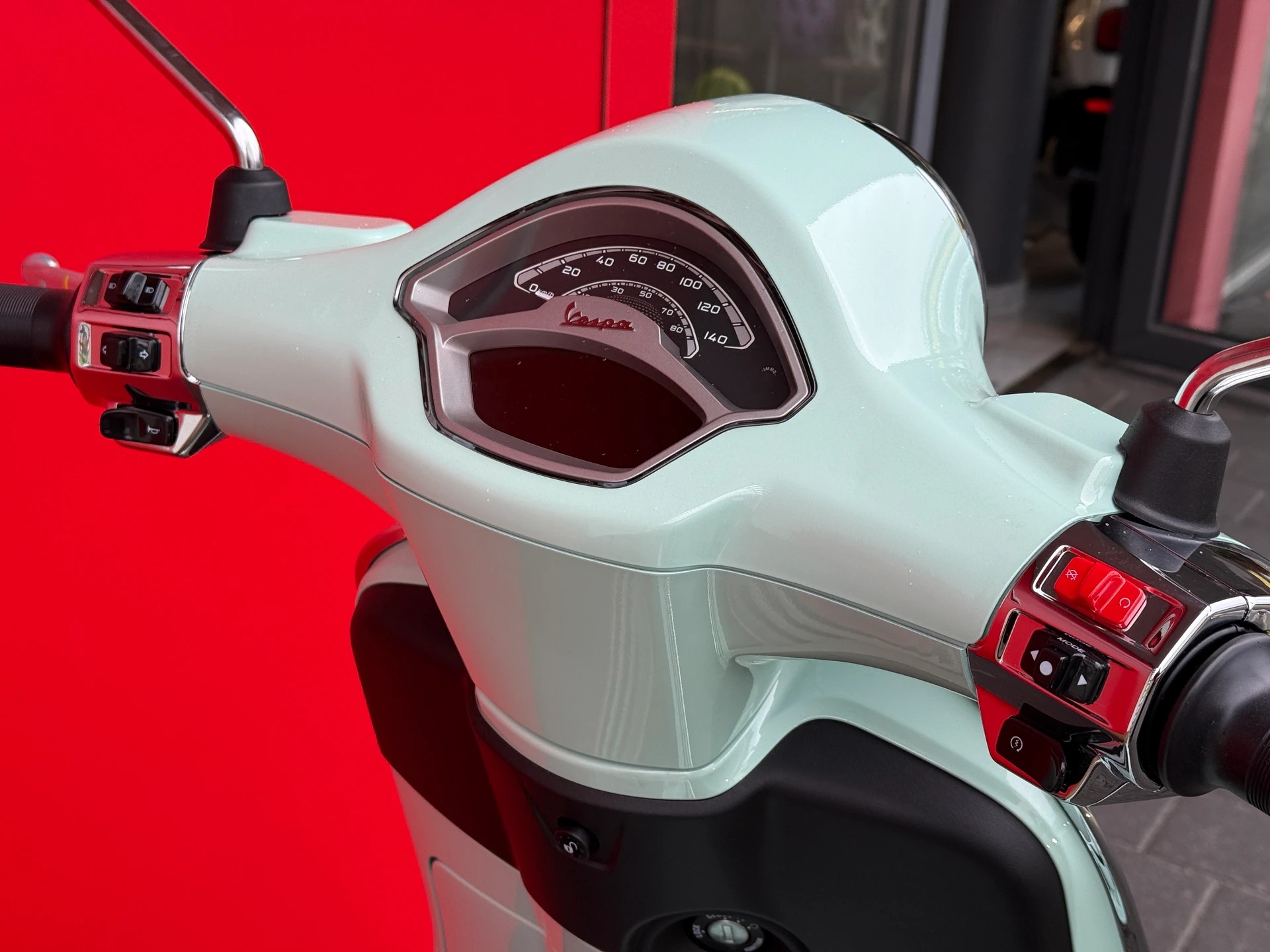 PIAGGIO Vespa 125 Primavera ABS-image-8