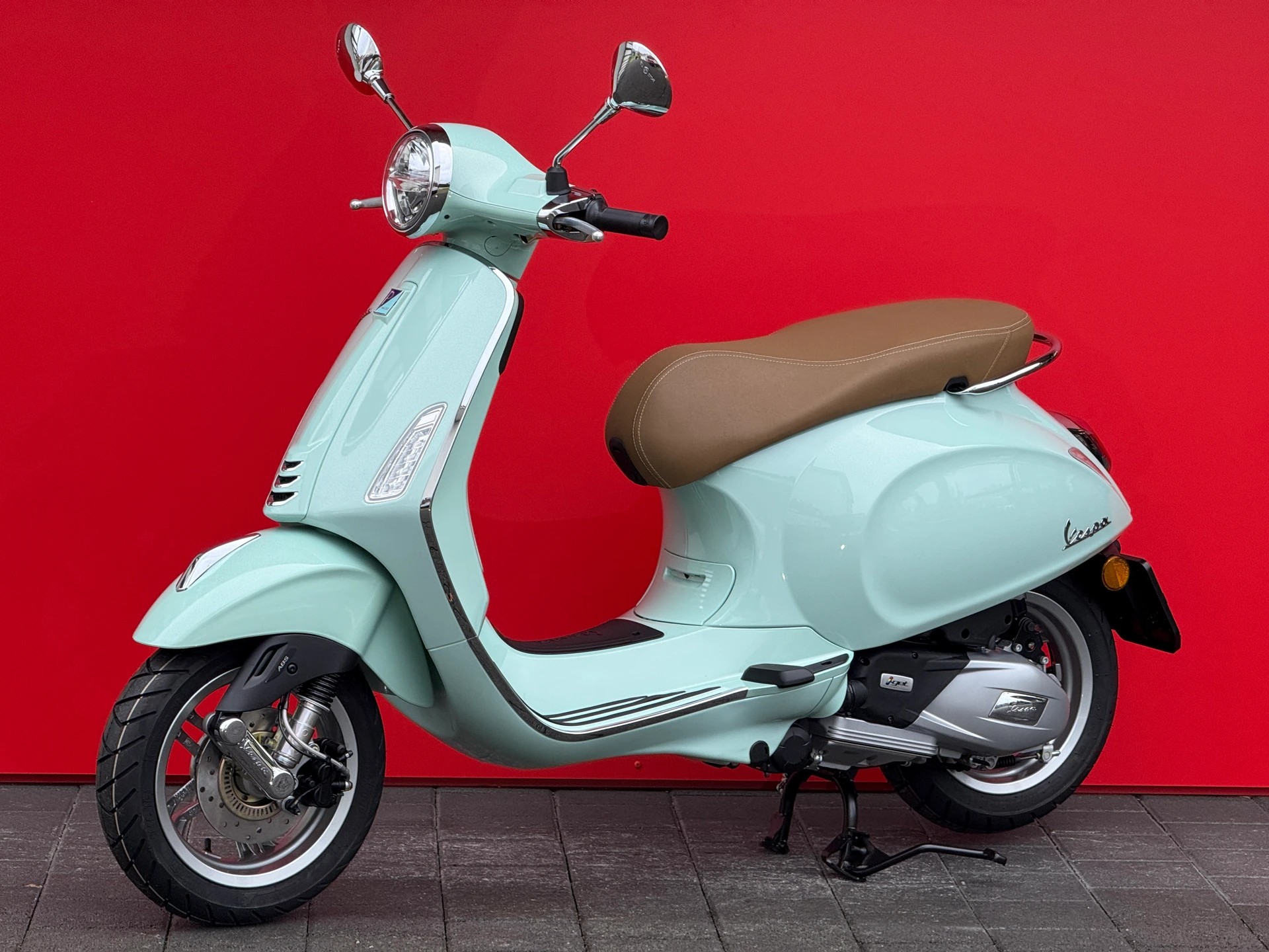 PIAGGIO Vespa 125 Primavera ABS-image-2