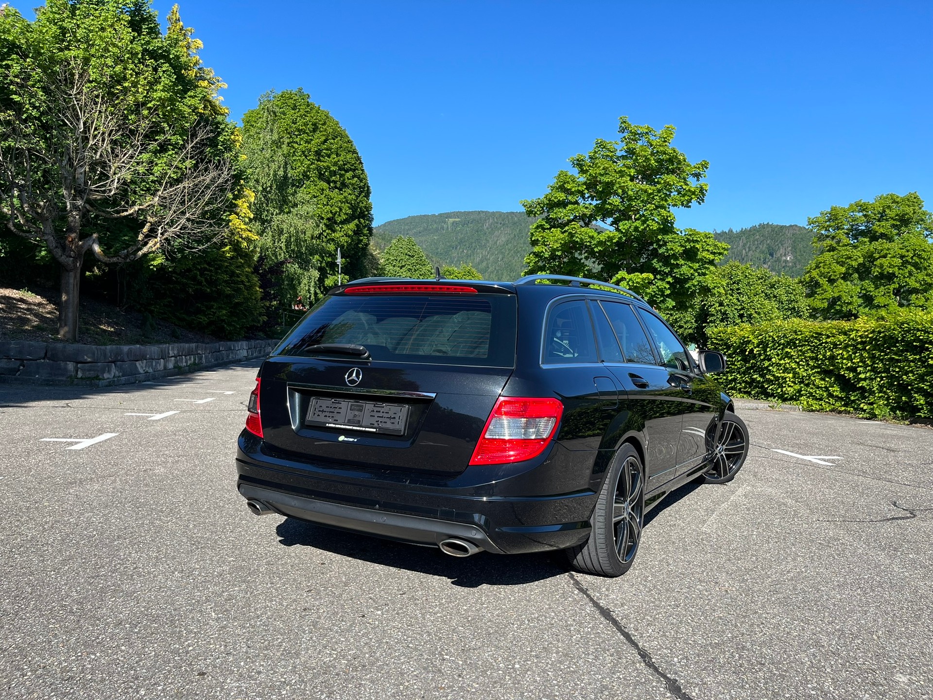 MERCEDES-BENZ C 230 Avantgarde 7G-Tronic-image-3