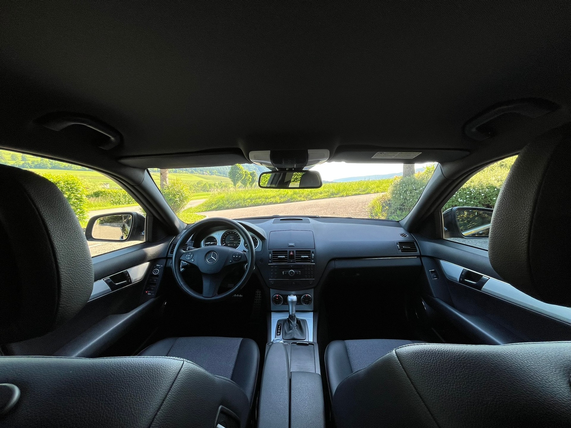 MERCEDES-BENZ C 230 Avantgarde 7G-Tronic-image-8