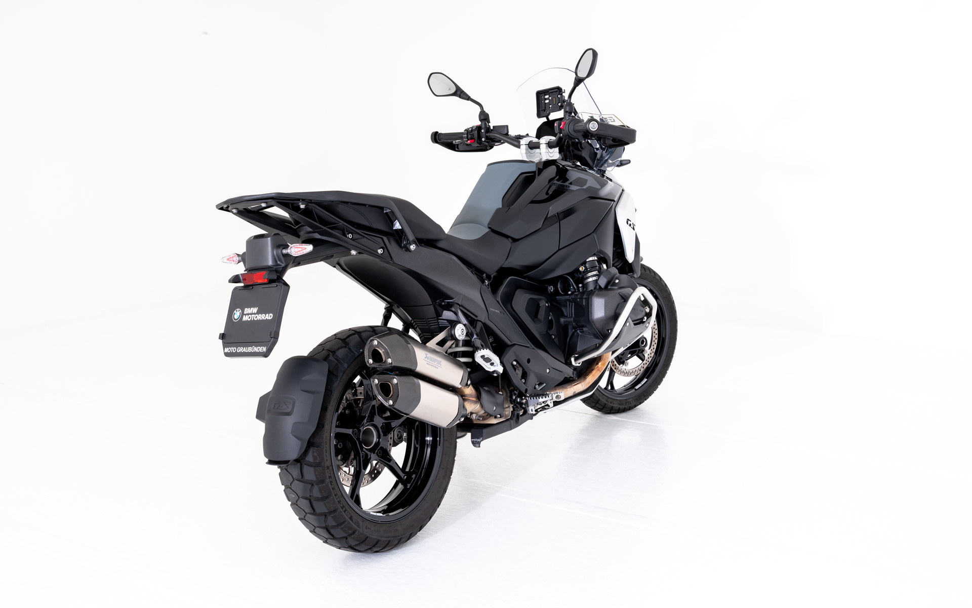 BMW R 1300 GS Triple Black-image-2