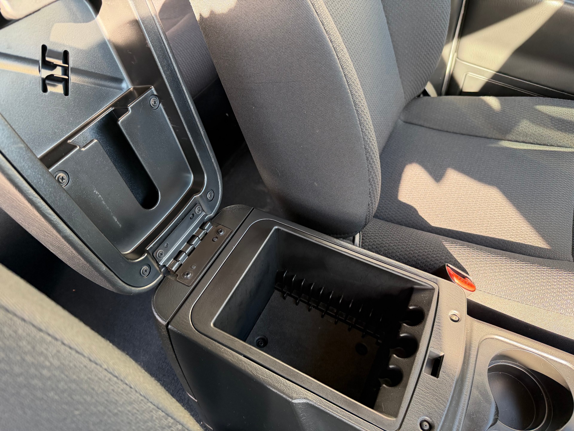 JEEP CHEROKEE 4.0 — 4x4-image-47