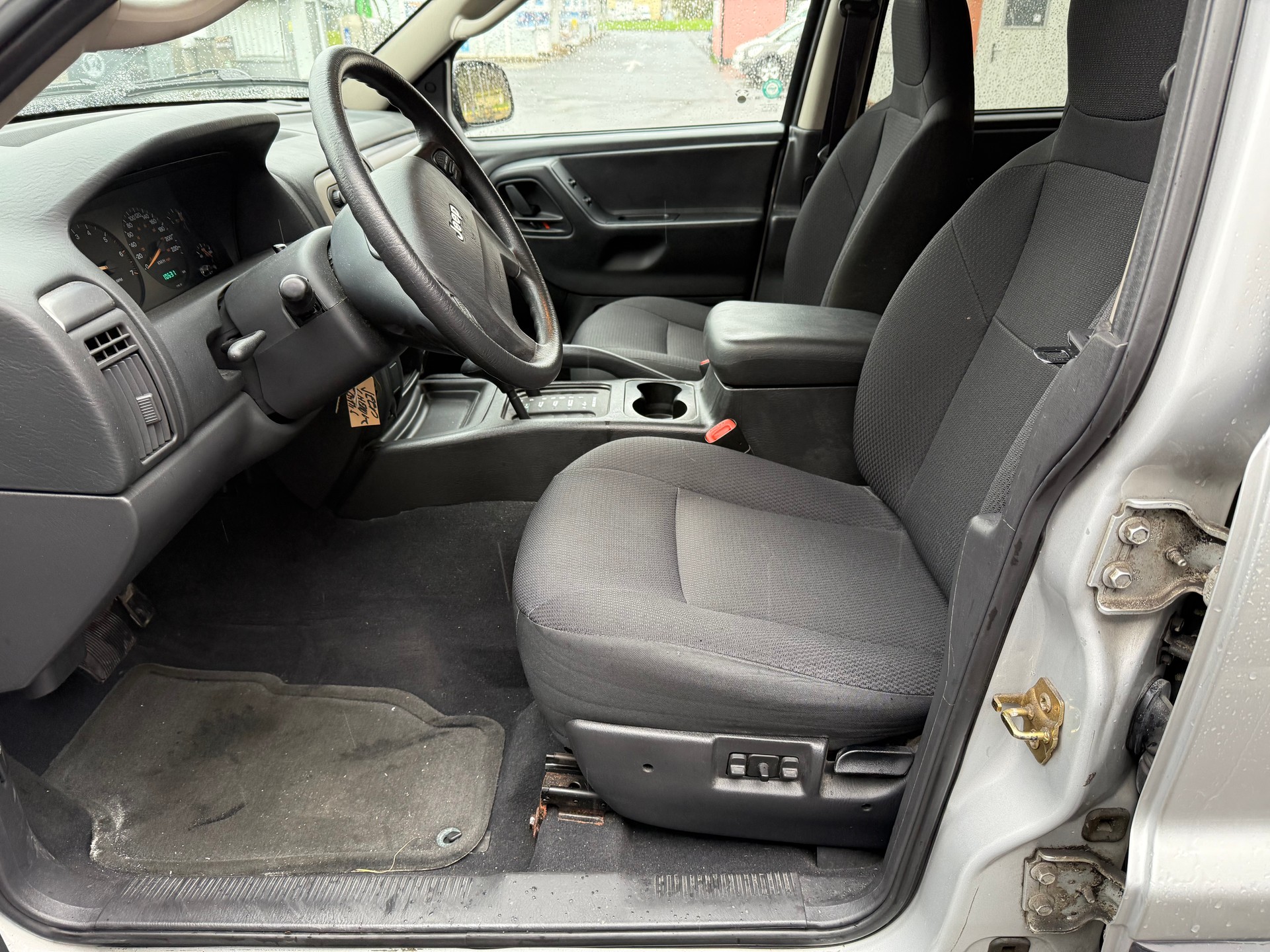 JEEP CHEROKEE 4.0 — 4x4-image-20