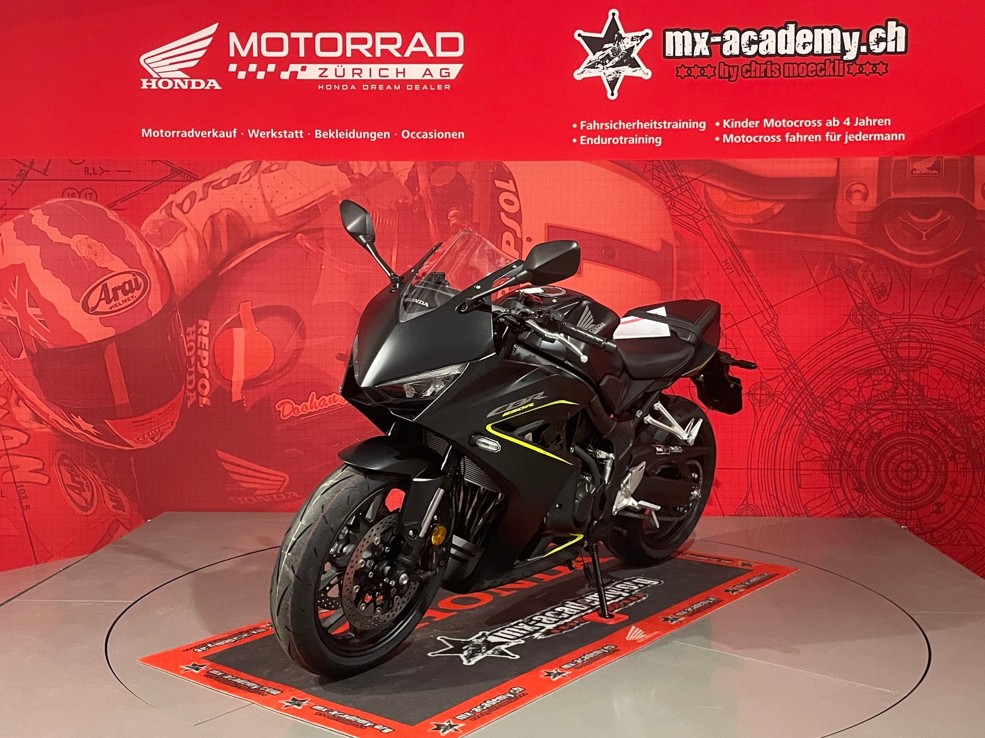 HONDA CBR 650 R E-Clutch*Modell 2026**Neufahrzeug**Matte Gunpowder Black Metallic*-image-4