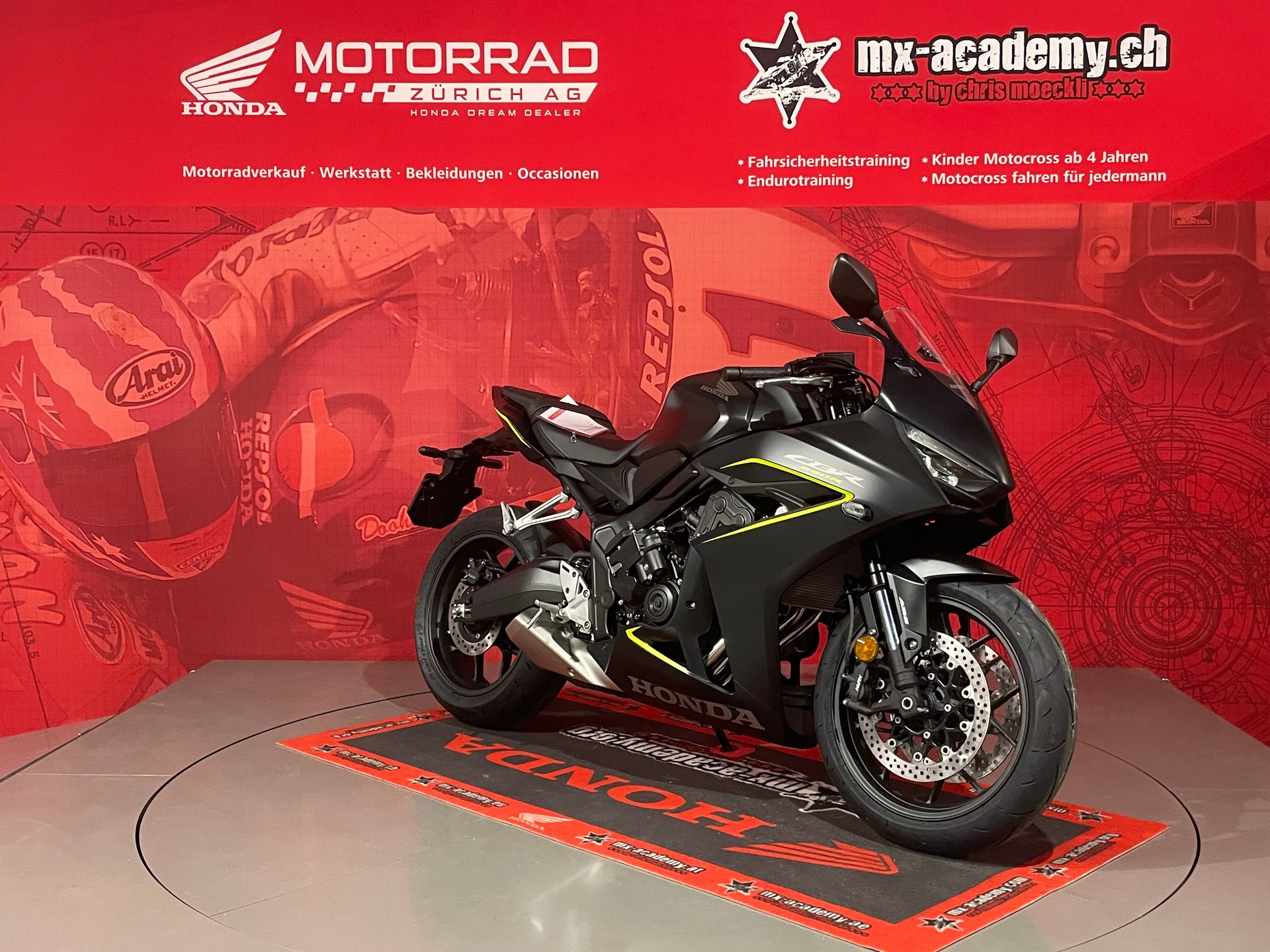 HONDA CBR 650 R E-Clutch*Modell 2026**Neufahrzeug**Matte Gunpowder Black Metallic*-image-2