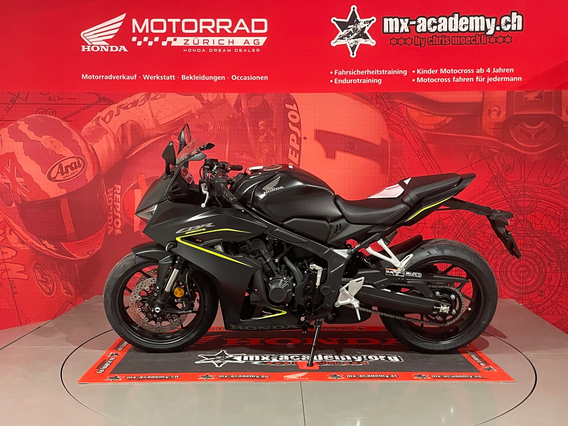 HONDA CBR 650 R E-Clutch*Modell 2026**Neufahrzeug**Matte Gunpowder Black Metallic*-image-5