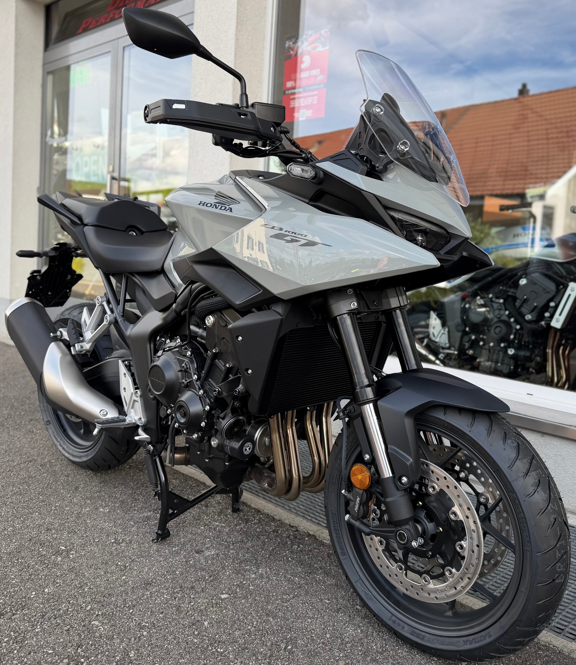 HONDA CB 1000 GT neues Modell 2026-image-2