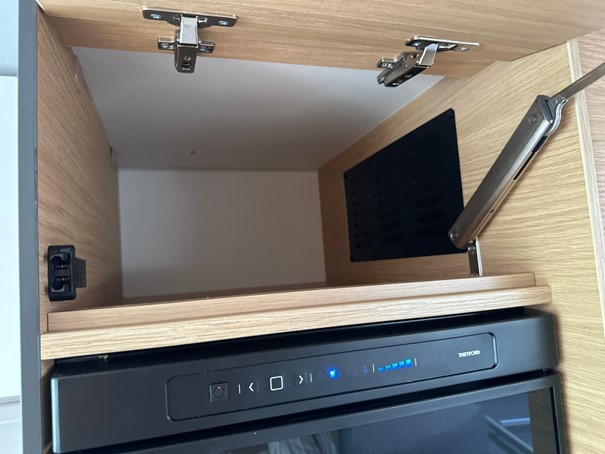 ADRIA Sonic Plus 600 SL-image-13