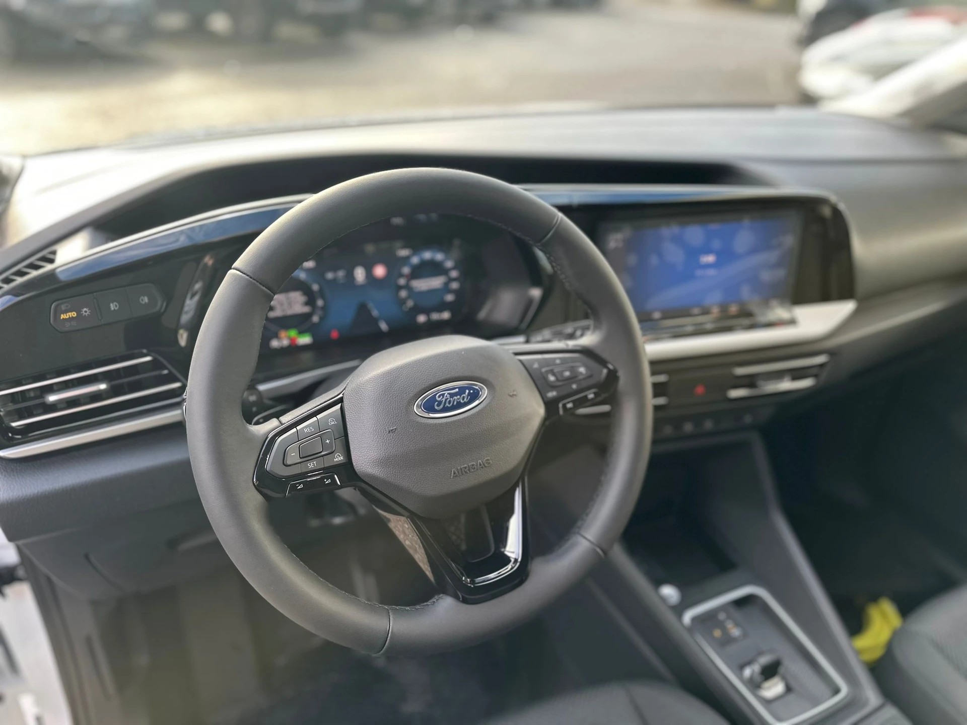 FORD Grand Transit Connect Kasten 1.5 EcoBoost PHEV Trend 0.99% Leasing-image-8