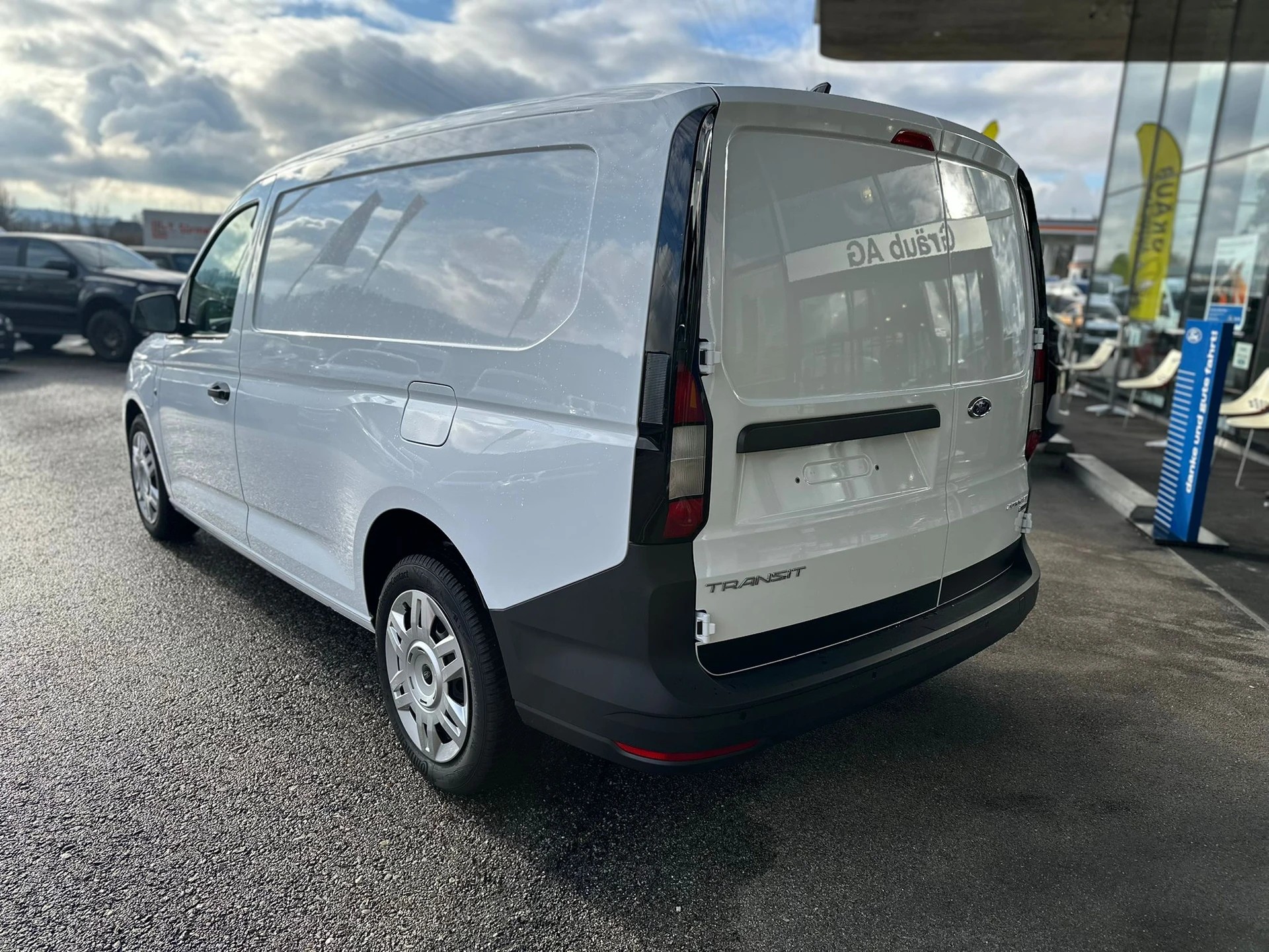 FORD Grand Transit Connect Kasten 1.5 EcoBoost PHEV Trend 0.99% Leasing-image-5