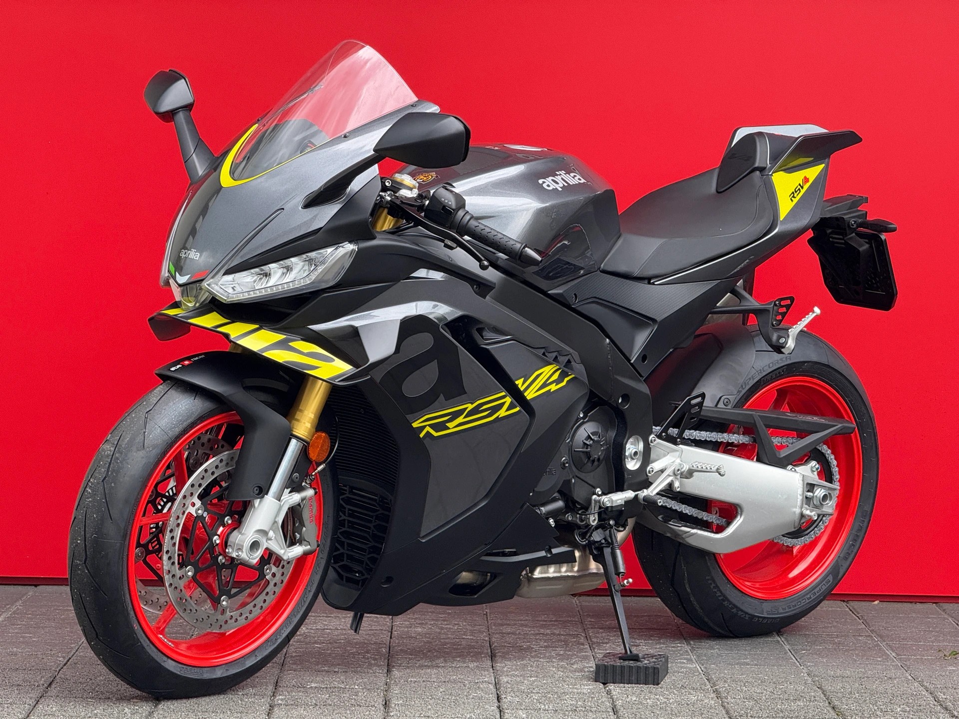 APRILIA RSV4 1100 E5+-image-14