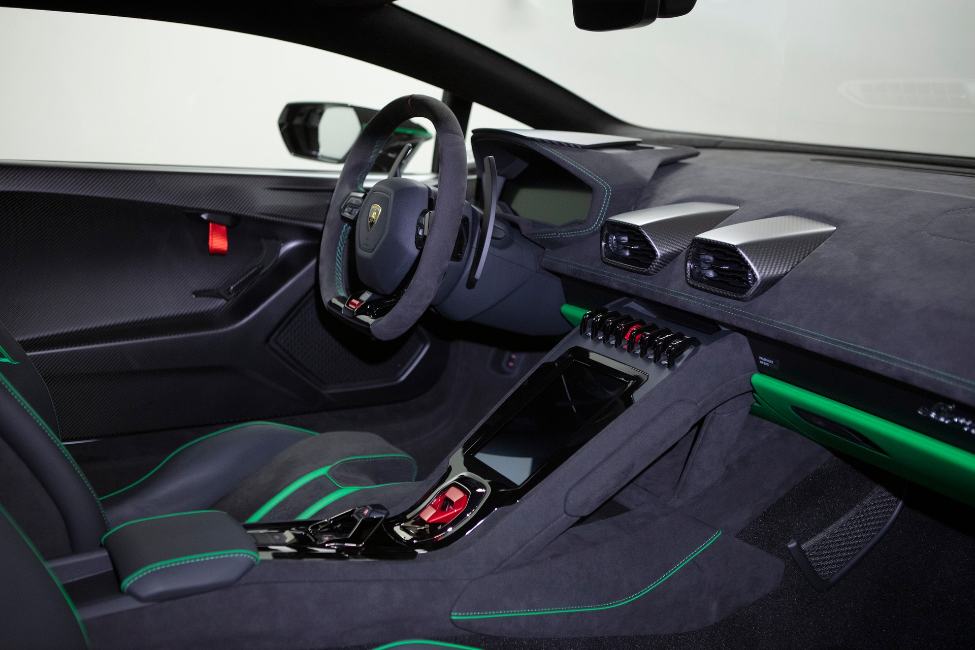 LAMBORGHINI Huracán Tecnica 60th AnniversaryCoupé DCT RWD-image-6