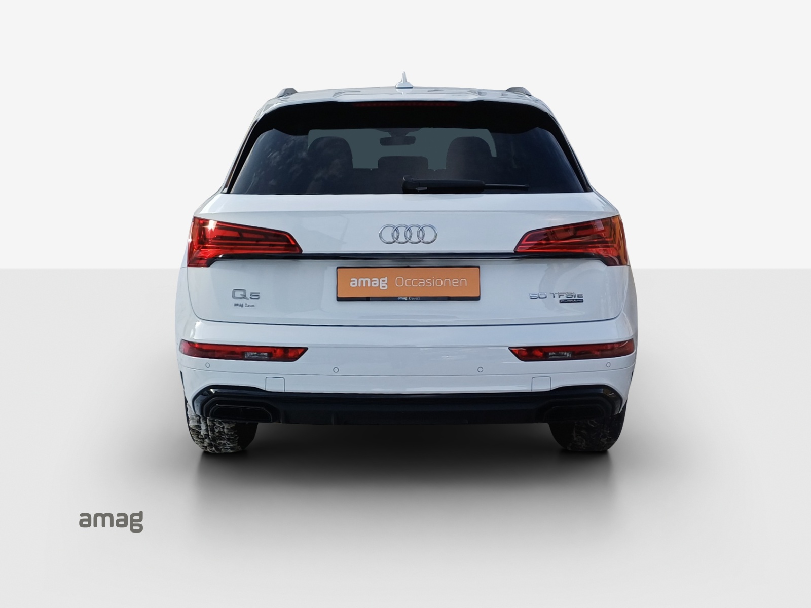 AUDI Q5 50 TFSI e PHEV S line quattro S-tronic-showroom-element-3