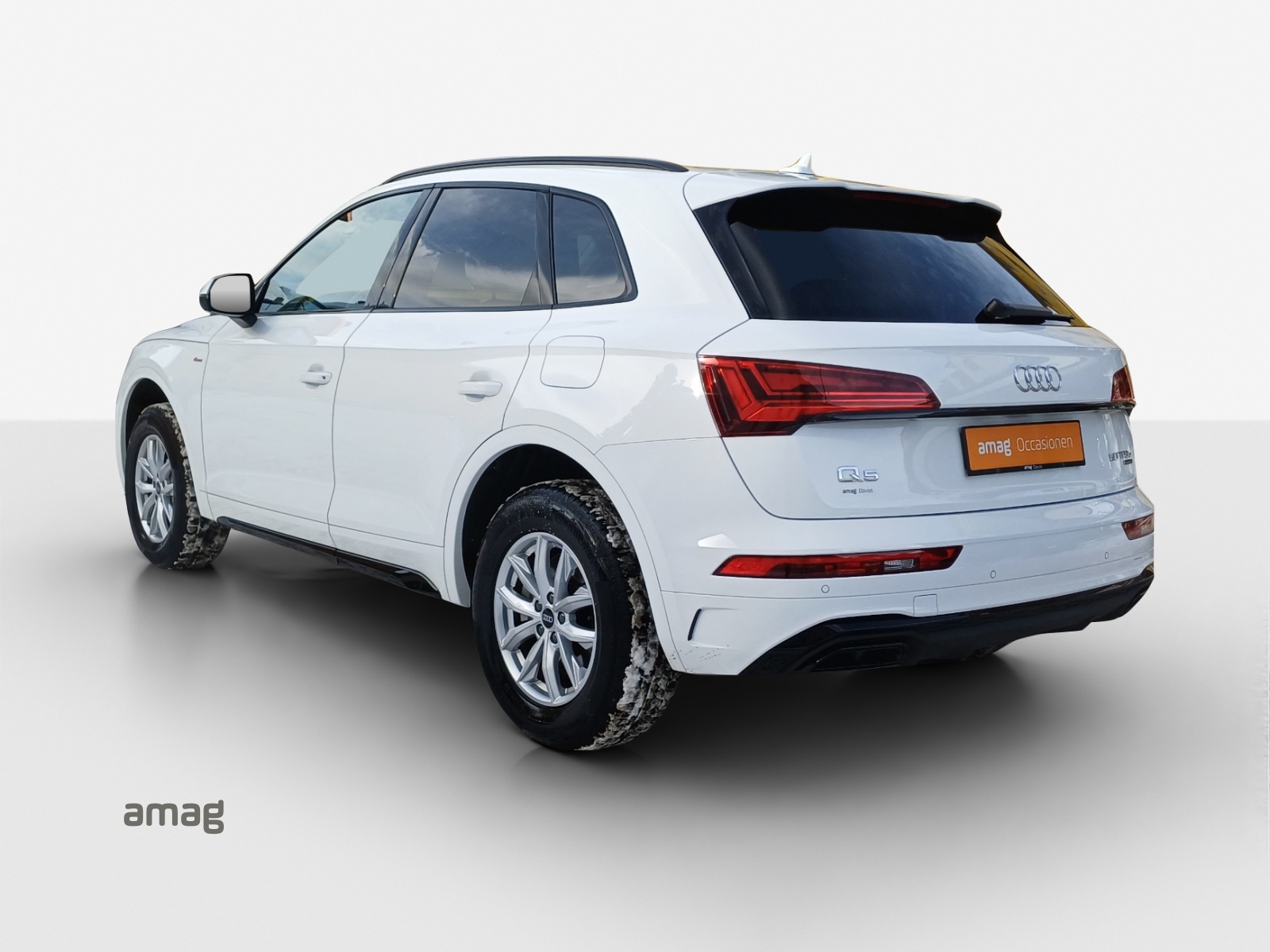 AUDI Q5 50 TFSI e PHEV S line quattro S-tronic-showroom-element-2