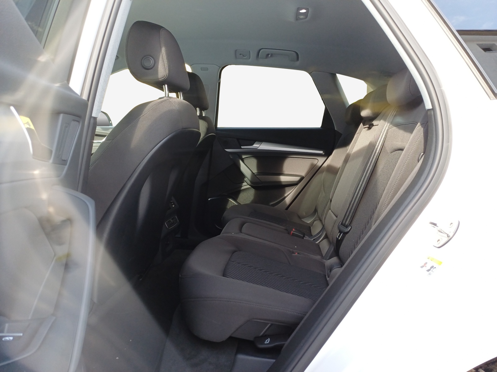 AUDI Q5 50 TFSI e PHEV S line quattro S-tronic-image-11