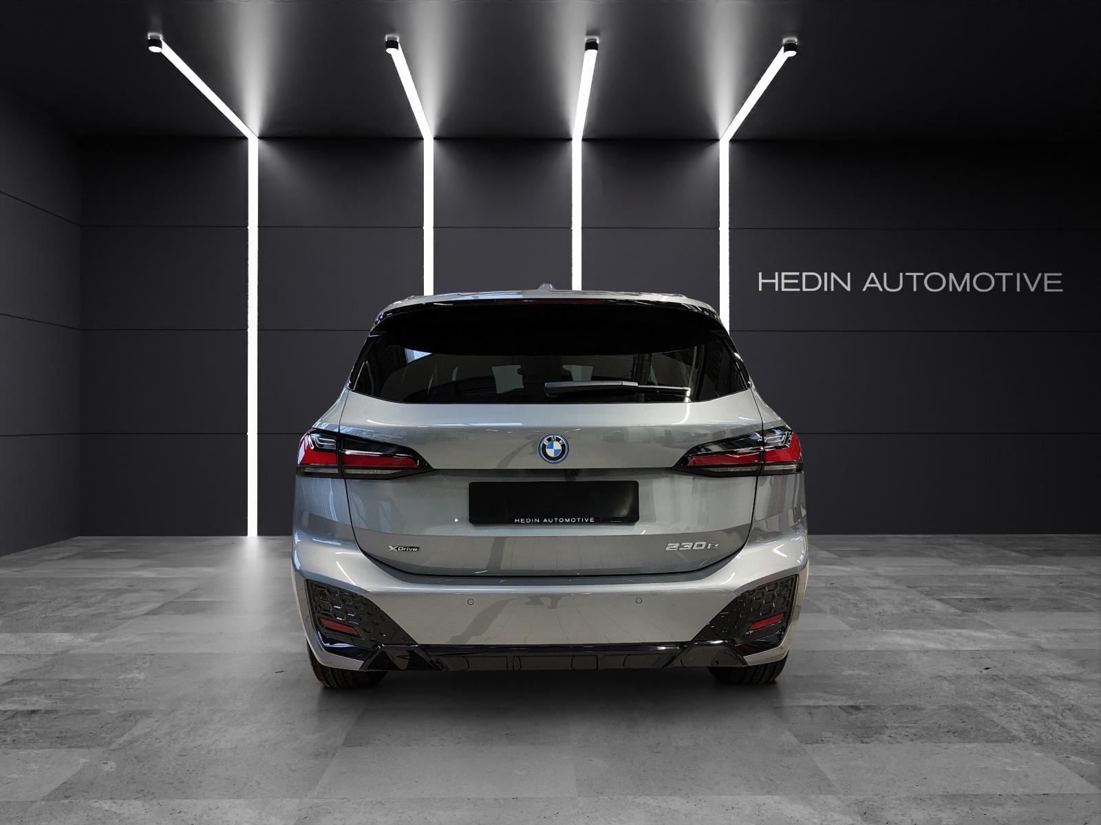 BMW 230e xDrive paddles Active Tourer-image-11